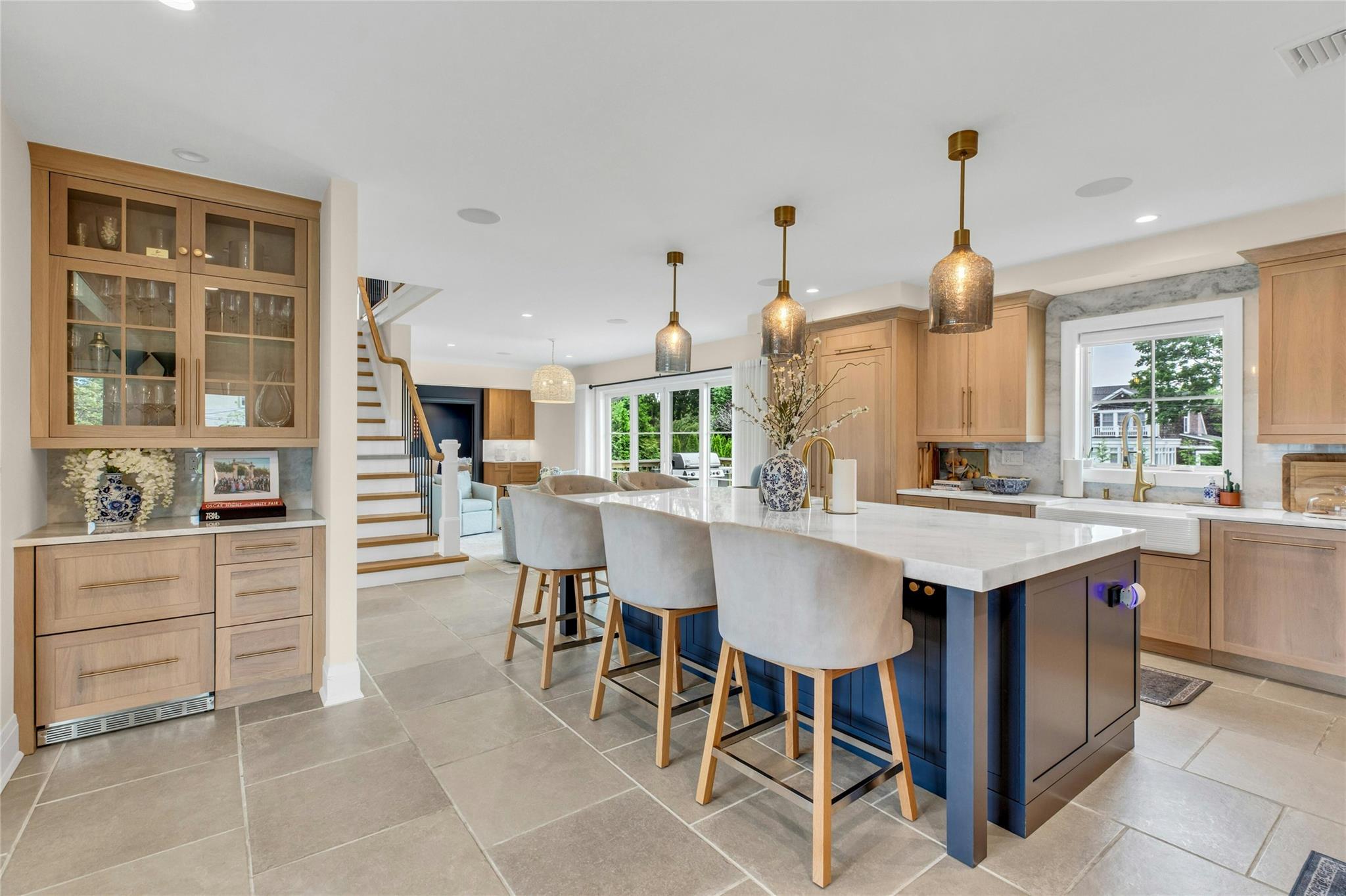 52 Concourse E, Brightwaters, NY 11718