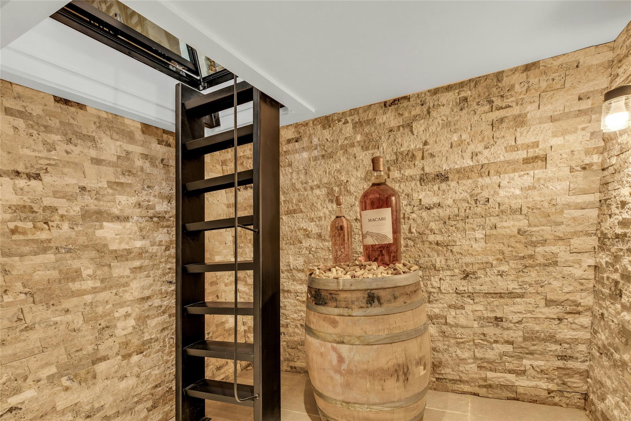 52 Concourse E, Brightwaters, NY 11718