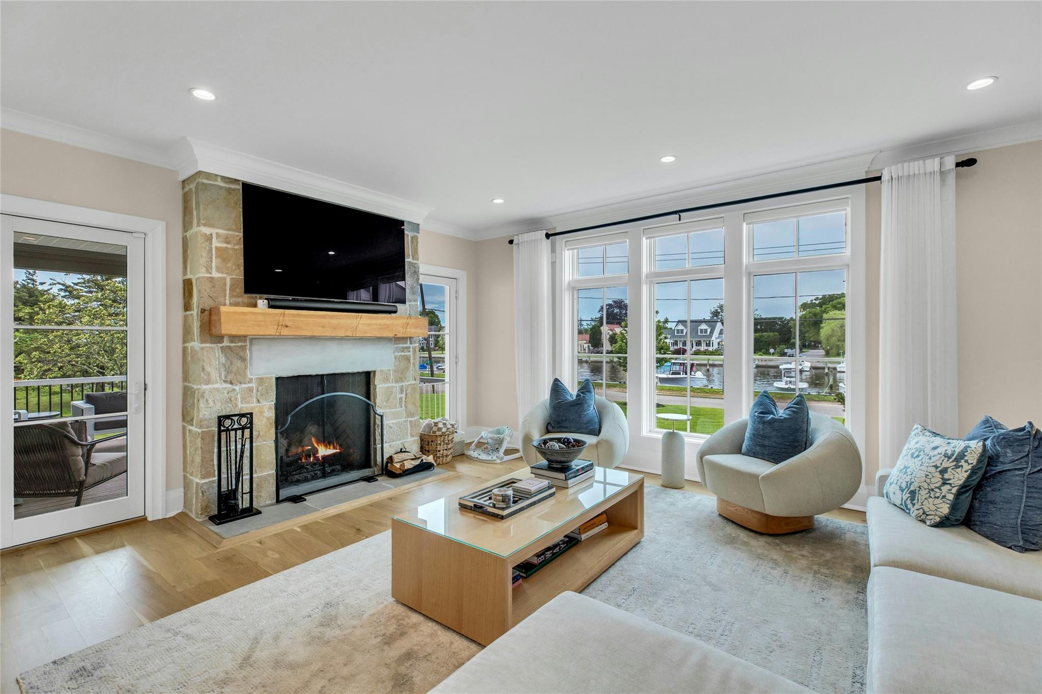 52 Concourse E, Brightwaters, NY 11718