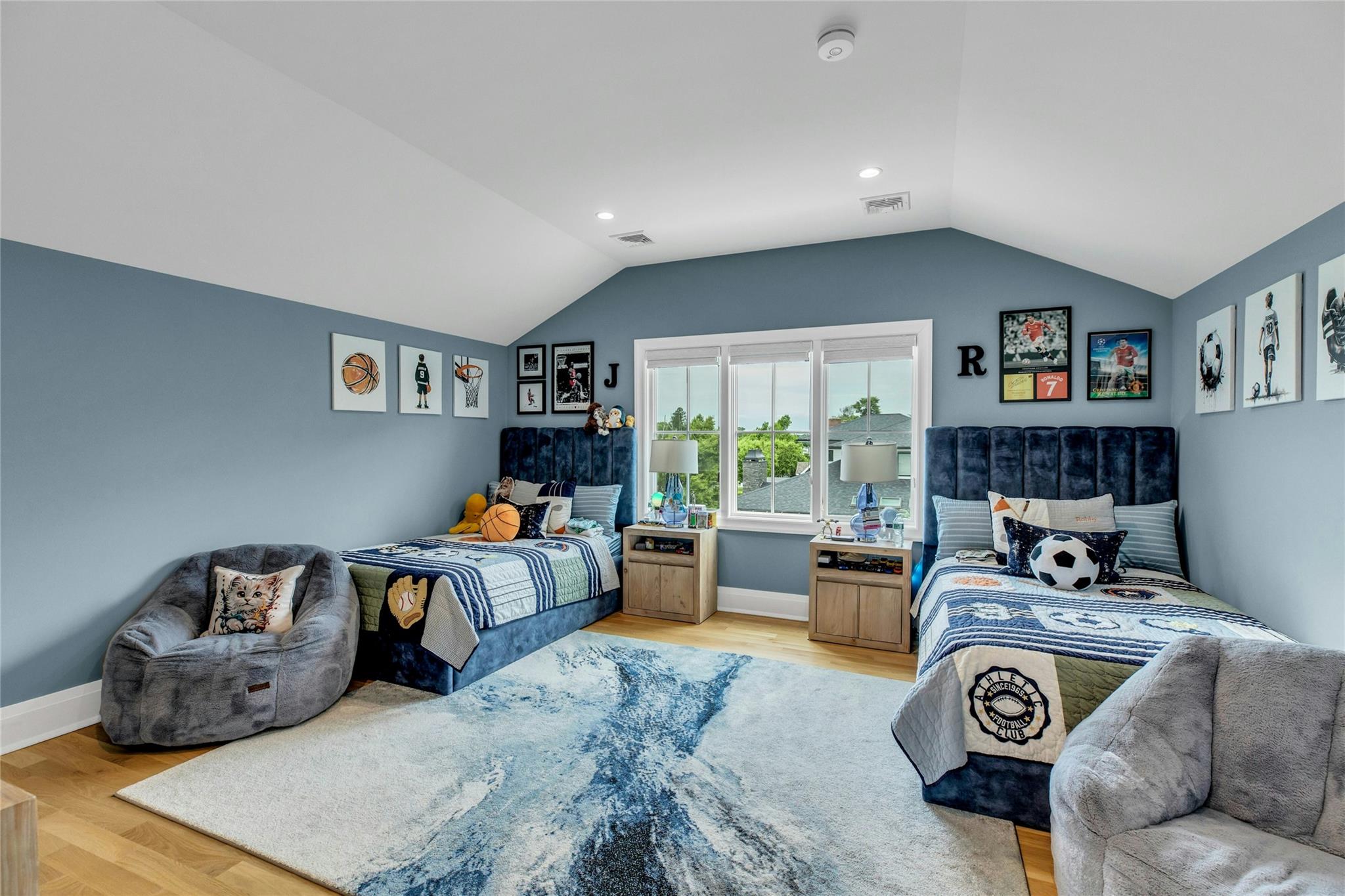 52 Concourse E, Brightwaters, NY 11718