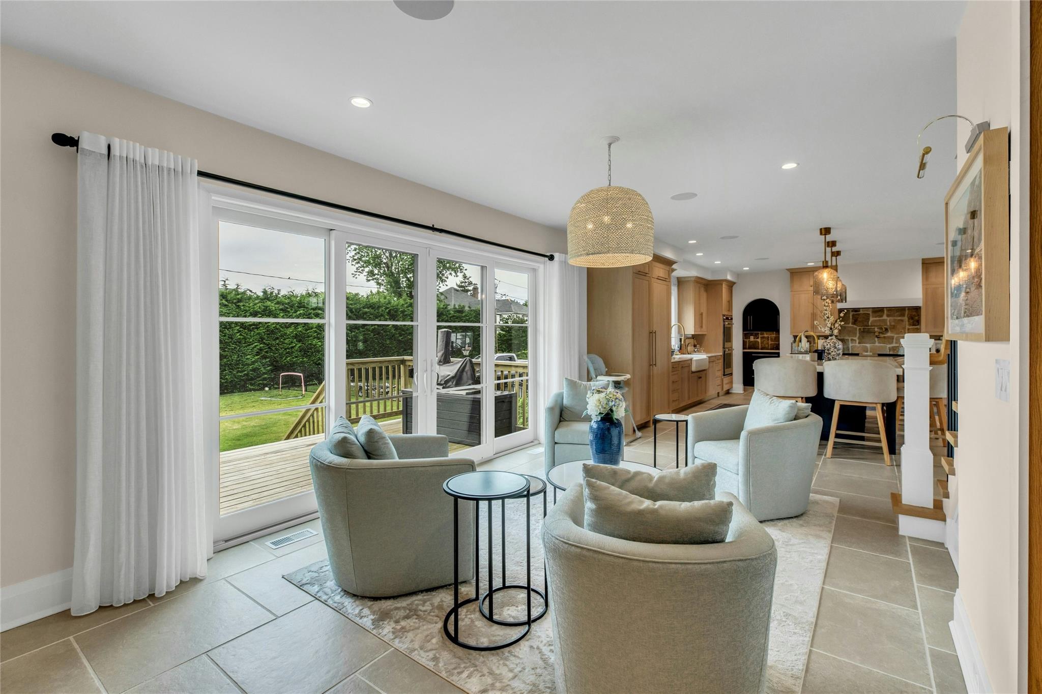 52 Concourse E, Brightwaters, NY 11718