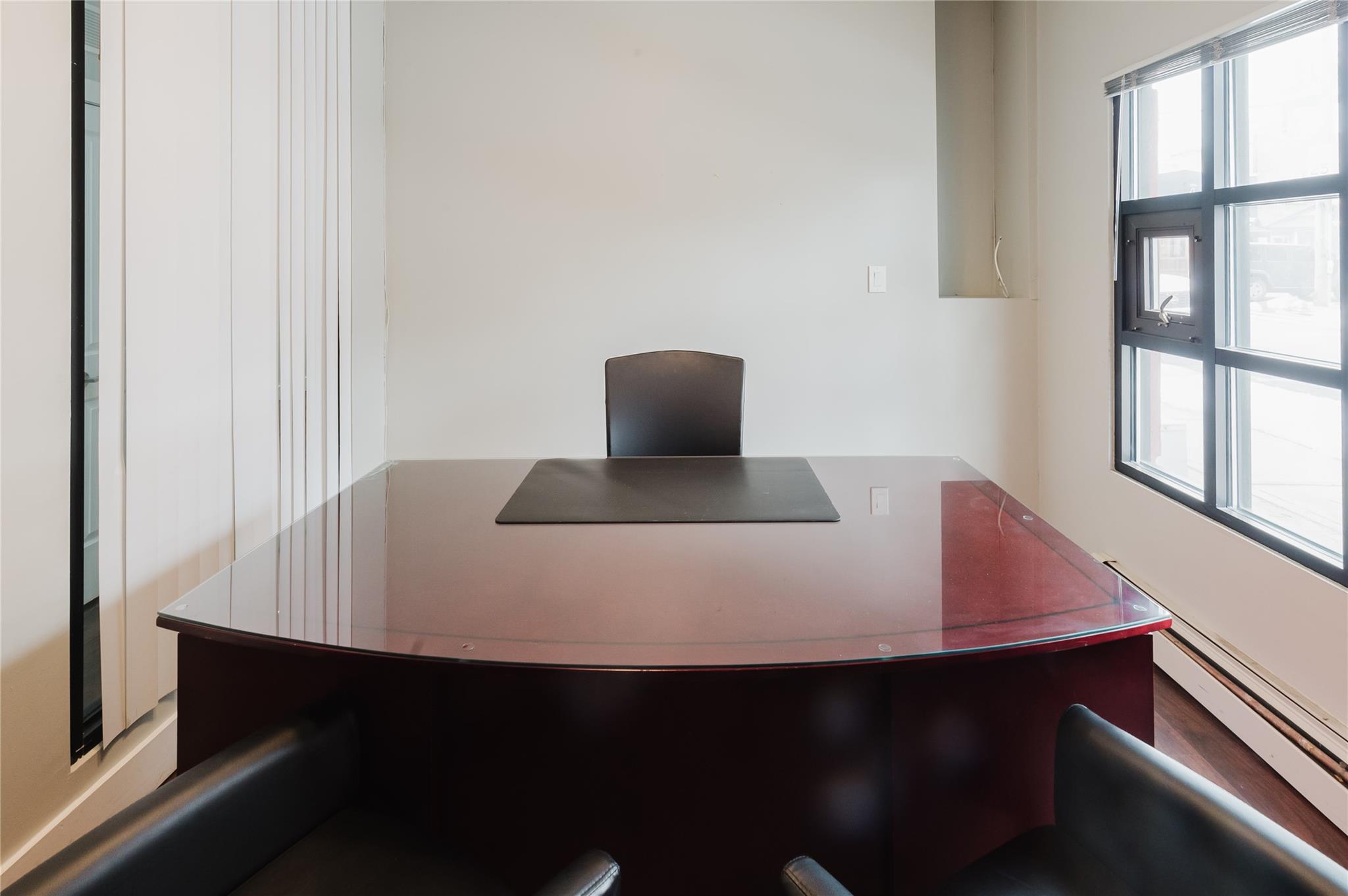 98-22 Metropolitan Avenue, Forest Hills, NY 11375