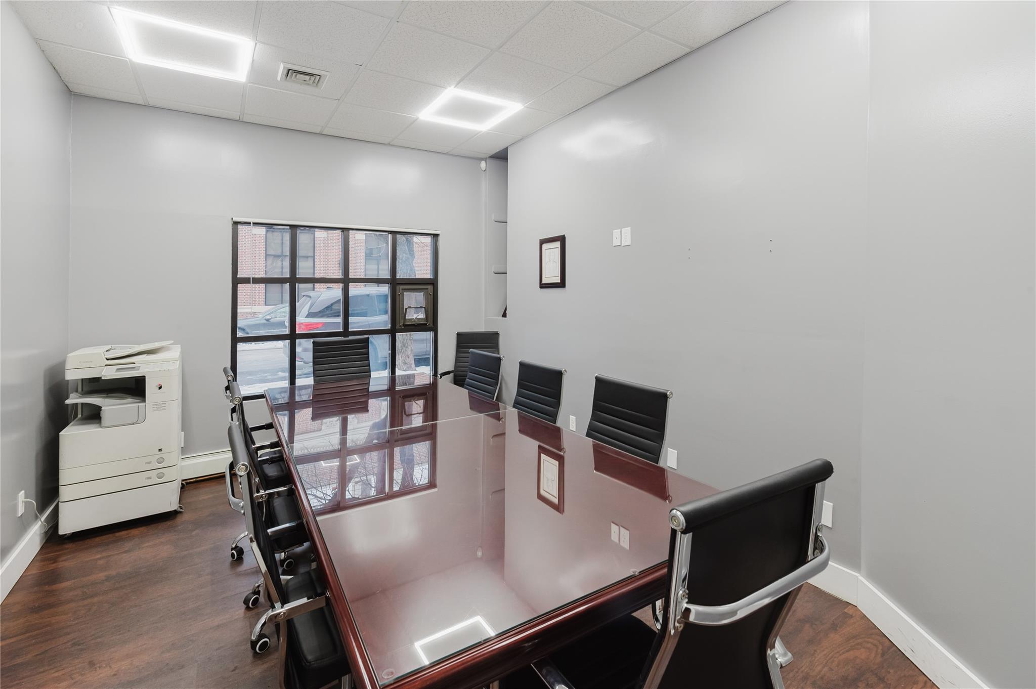 98-22 Metropolitan Avenue, Forest Hills, NY 11375