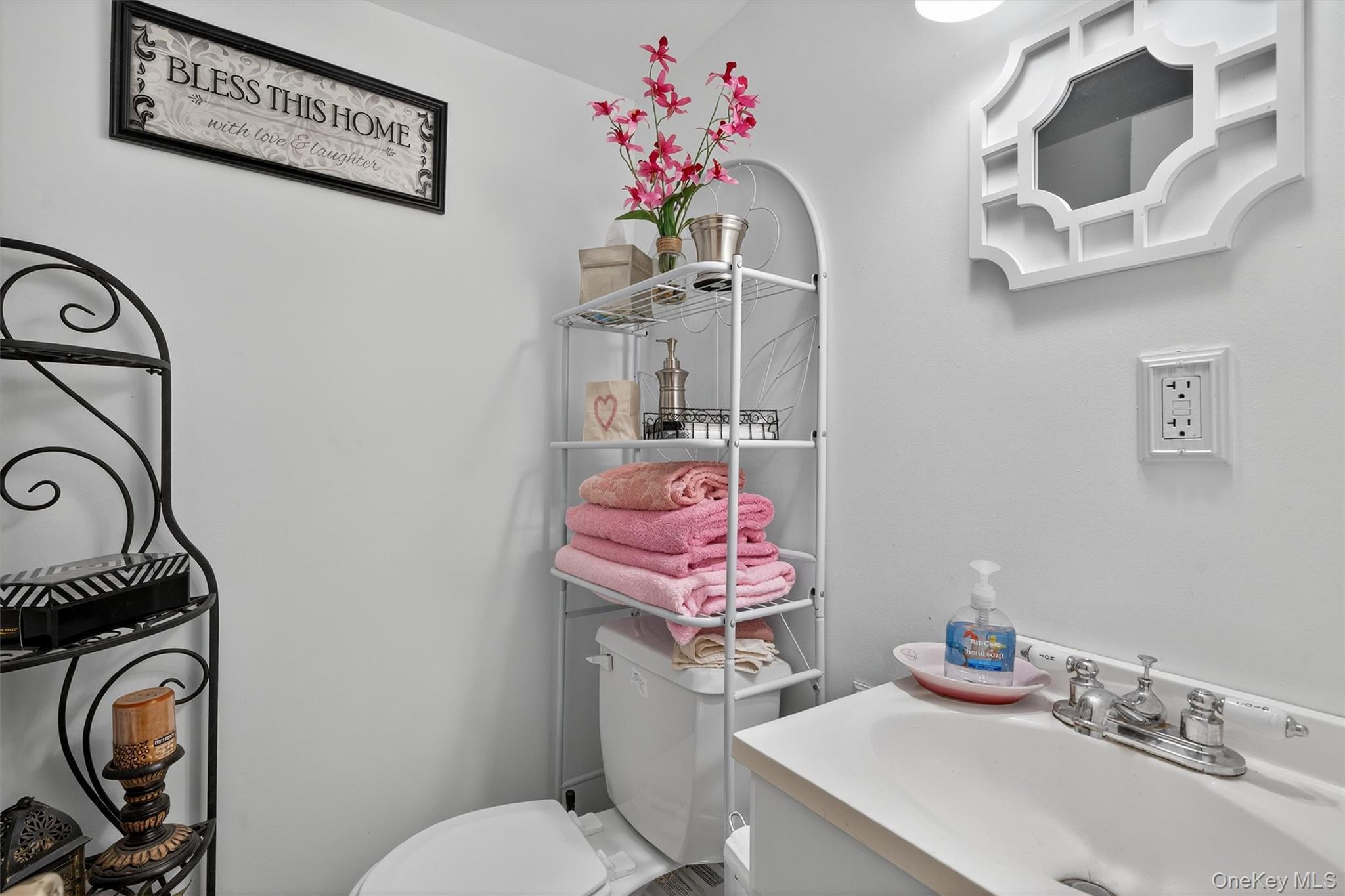 115 Dogwood Lane, Newburgh, NY 12550-2017