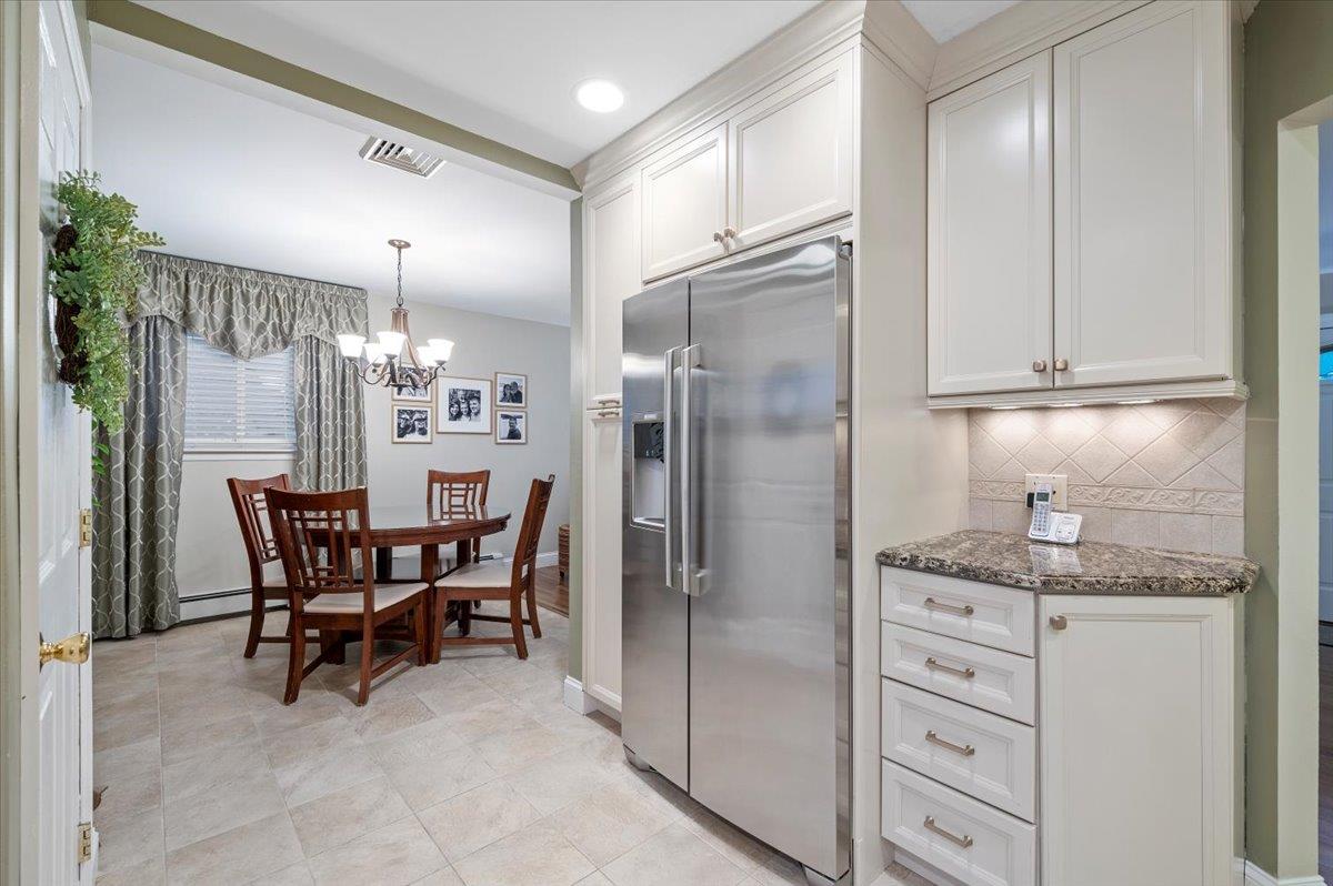 2575 Mariners Avenue, Wantagh, NY 11793