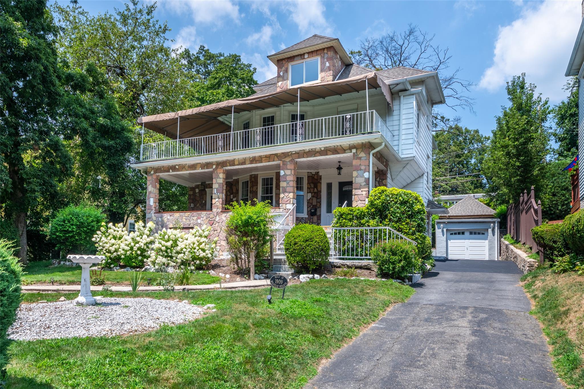 29 Brookdale Avenue, New Rochelle, NY 10801
