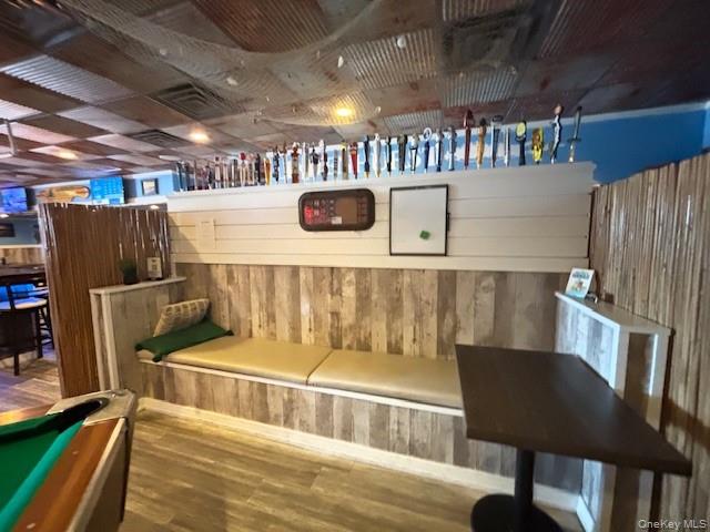 168 E Montauk Highway # 168, Lindenhurst, NY 11757