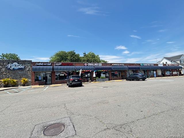 168 E Montauk Highway # 168, Lindenhurst, NY 11757