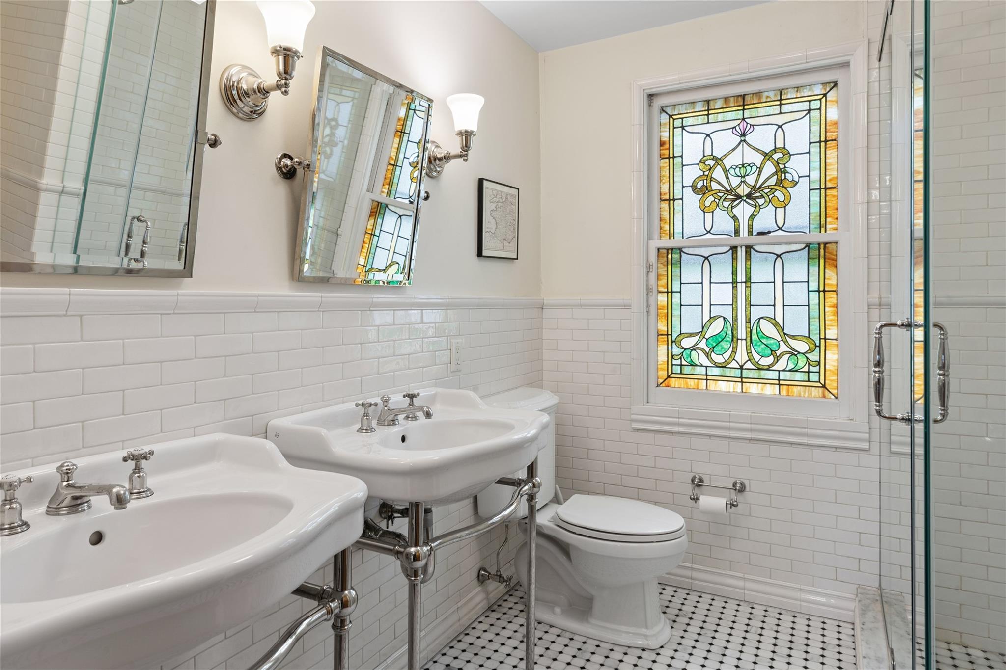 28 Shore Road, Douglaston, NY 11363