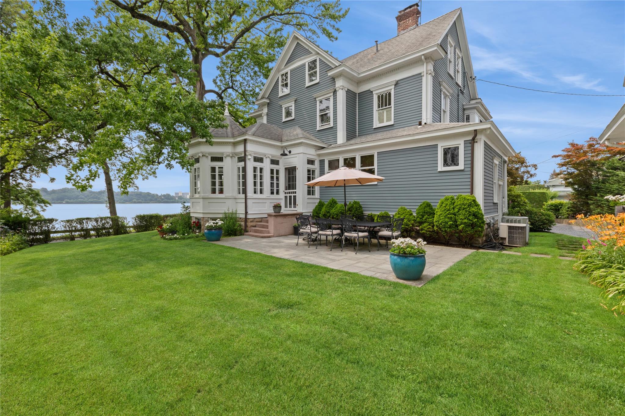 28 Shore Road, Douglaston, NY 11363