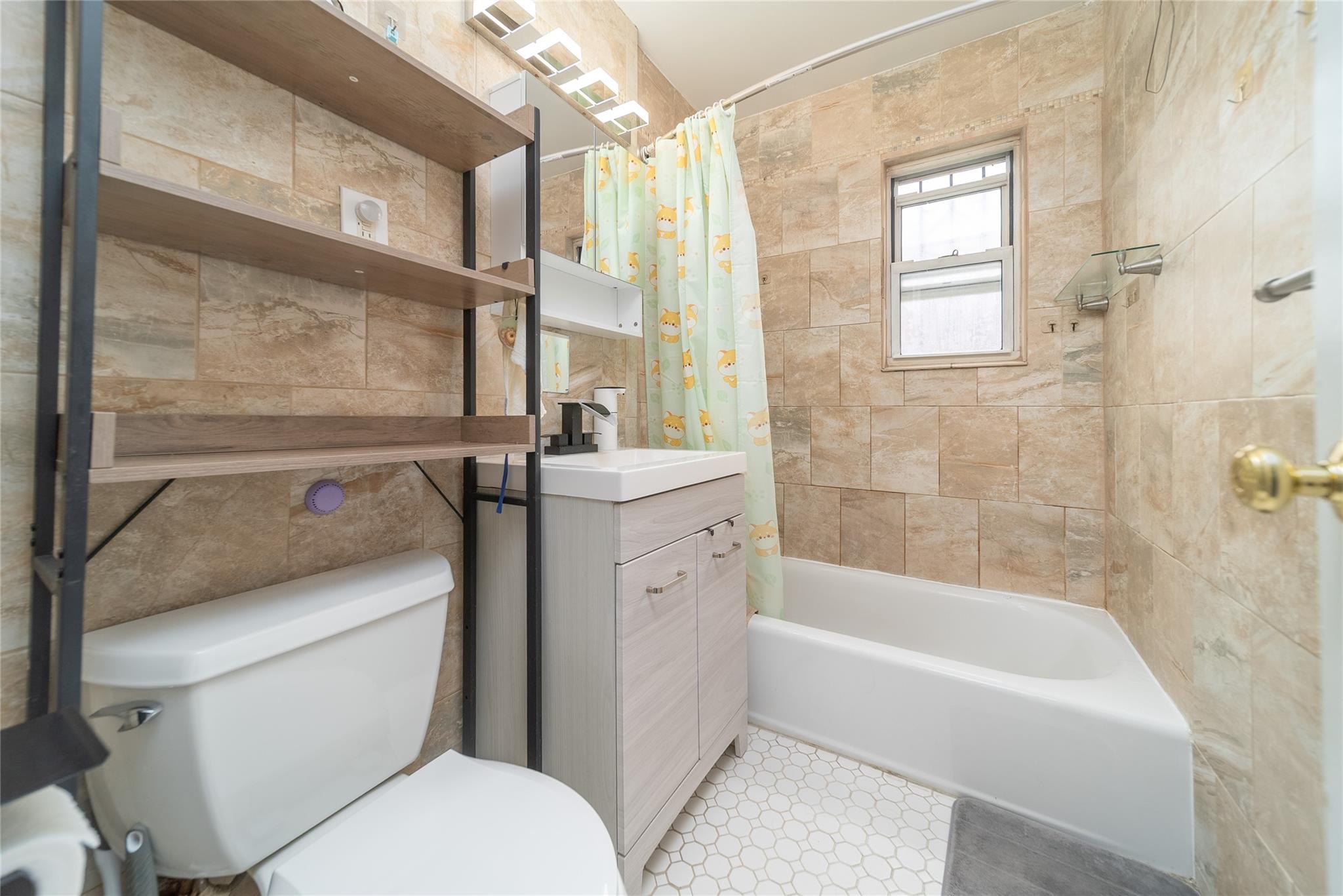 68-18 140th Street # A, Flushing, NY 11367