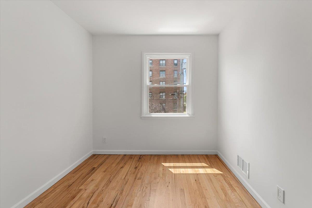 63 N Fulton Avenue, Mount Vernon, NY 10550