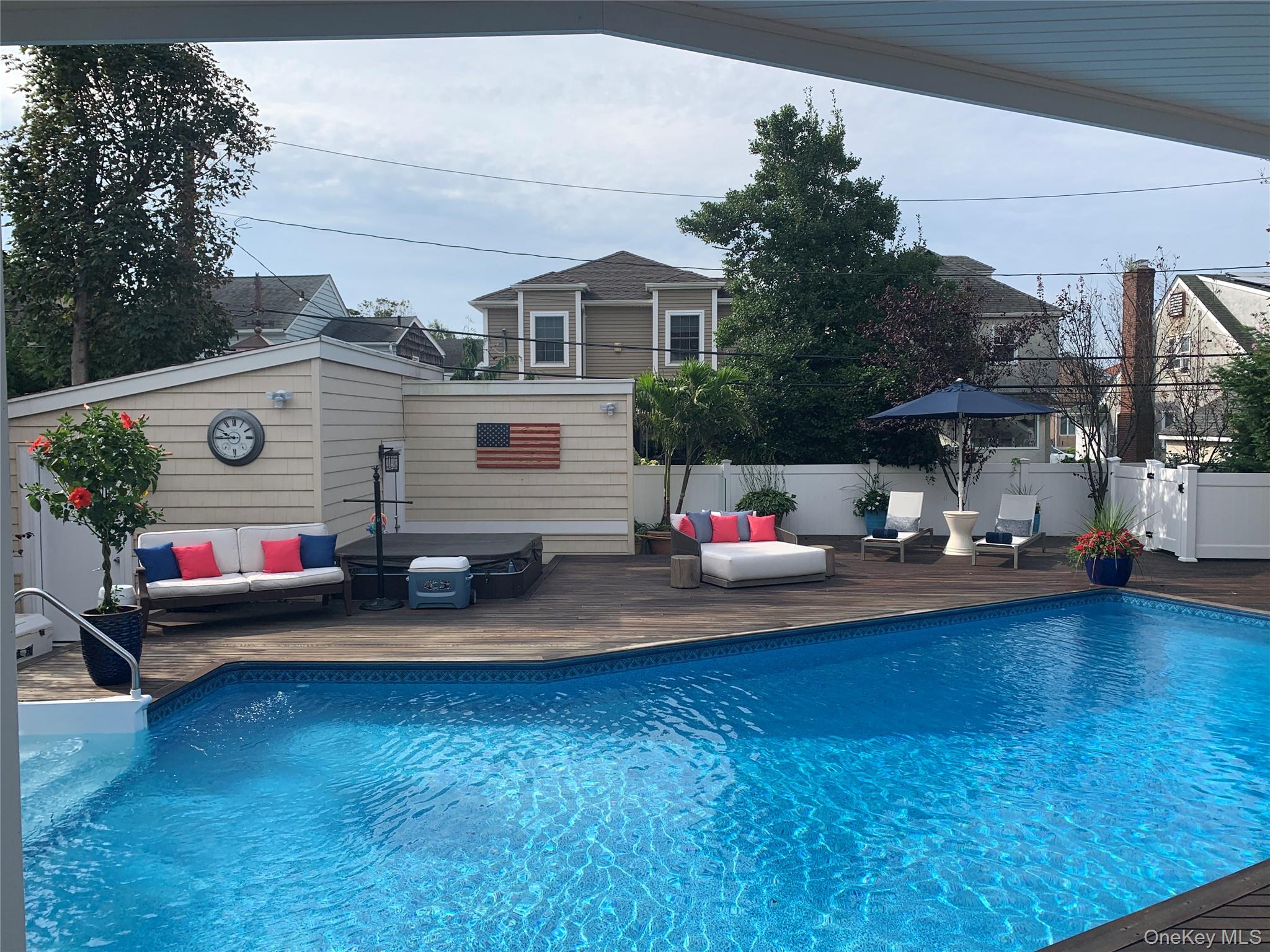 450 W Bay Drive, Long Beach, NY 11561