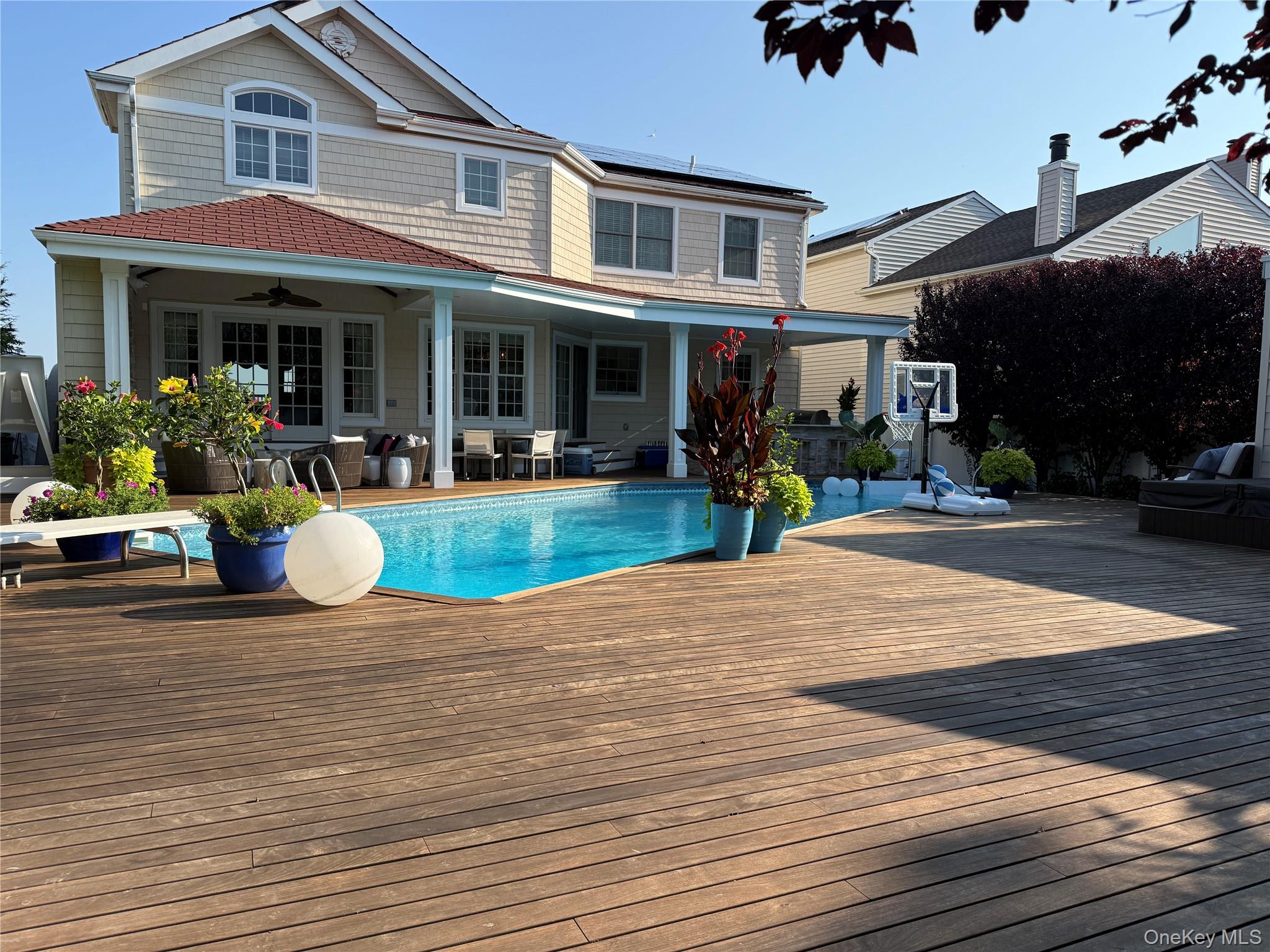 450 W Bay Drive, Long Beach, NY 11561