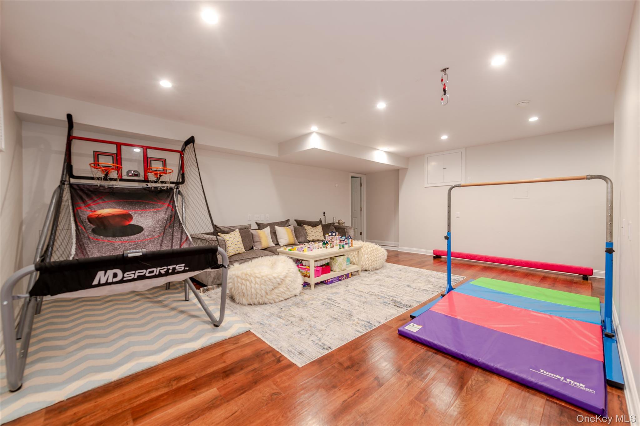 450 W Bay Drive, Long Beach, NY 11561