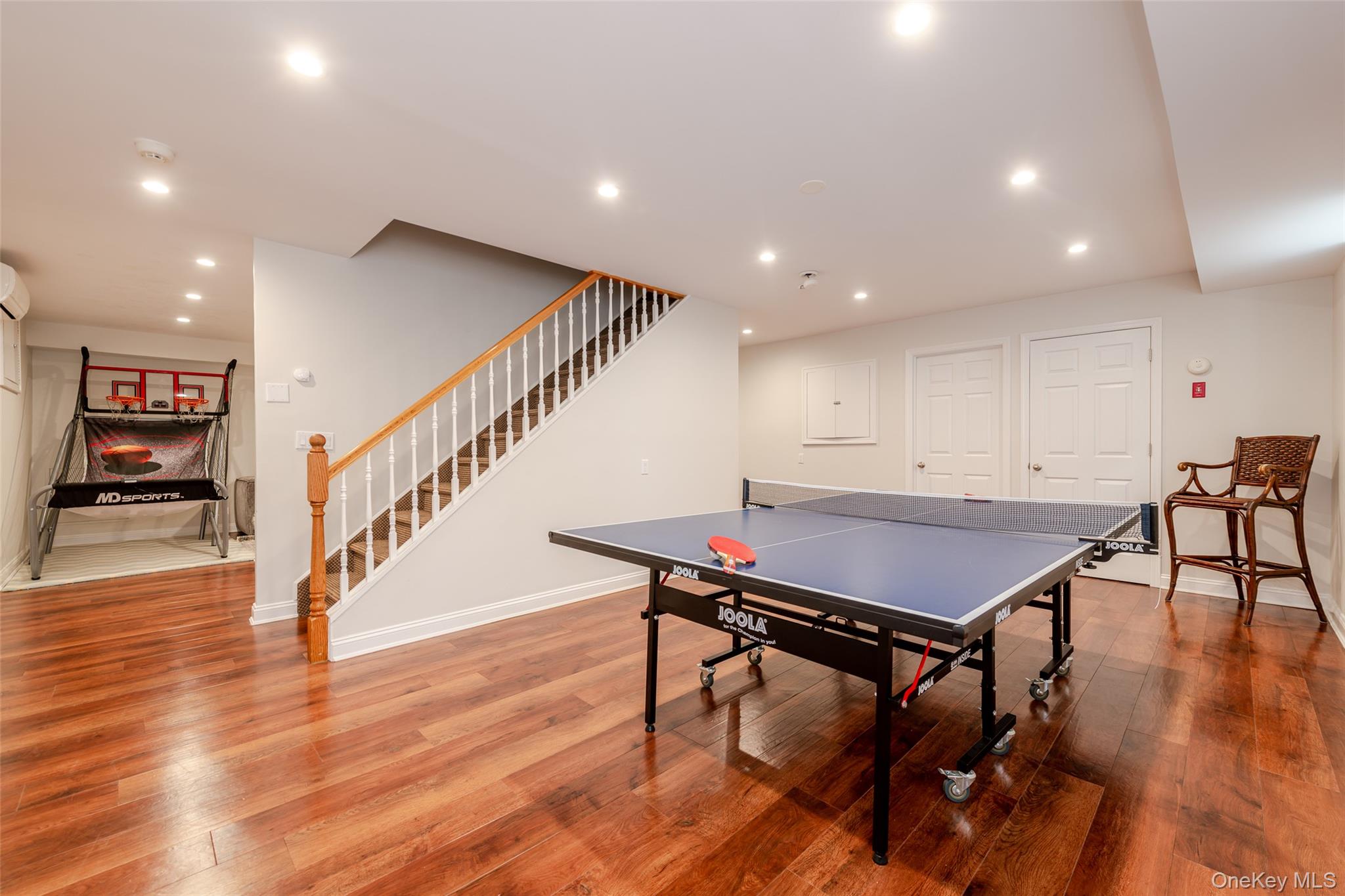 450 W Bay Drive, Long Beach, NY 11561