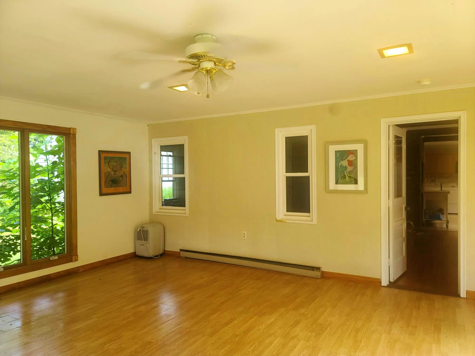 49 Old Farm Road, Rhinebeck, NY 12572