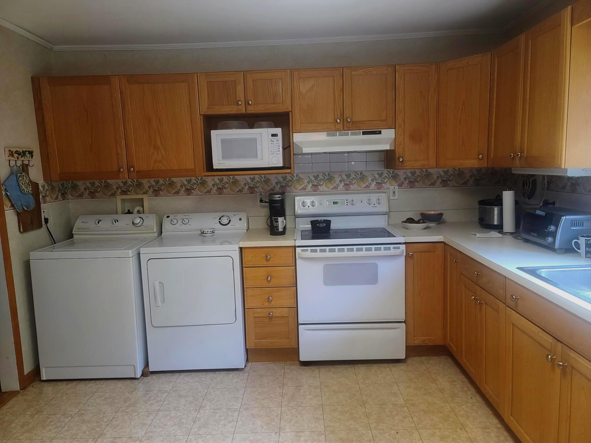 49 Old Farm Road, Rhinebeck, NY 12572