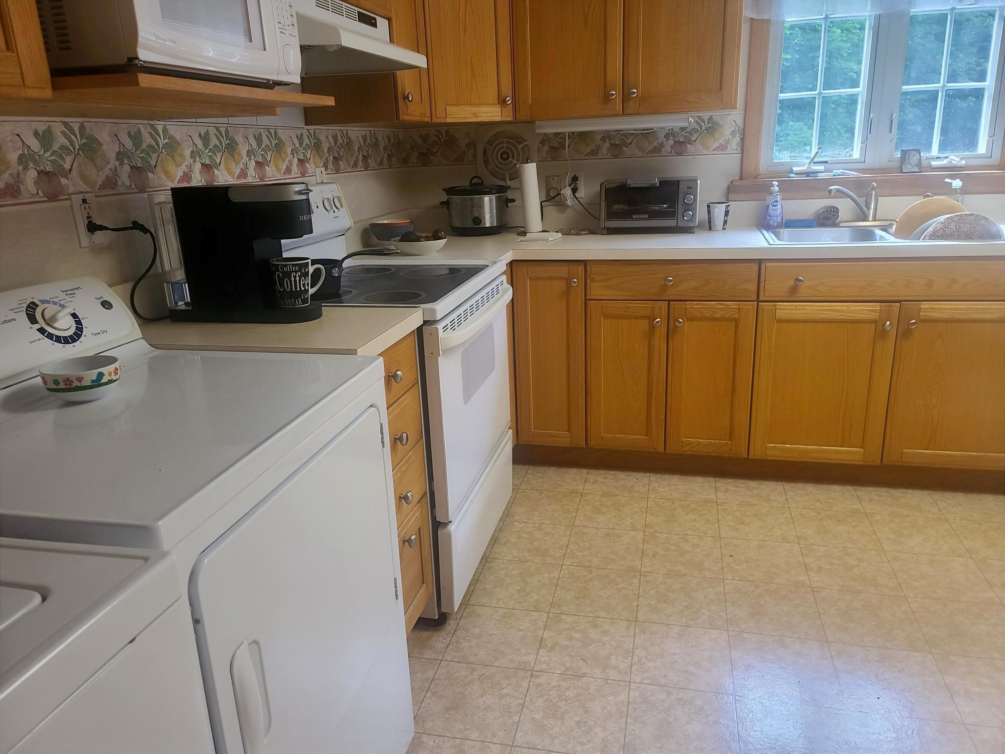 49 Old Farm Road, Rhinebeck, NY 12572