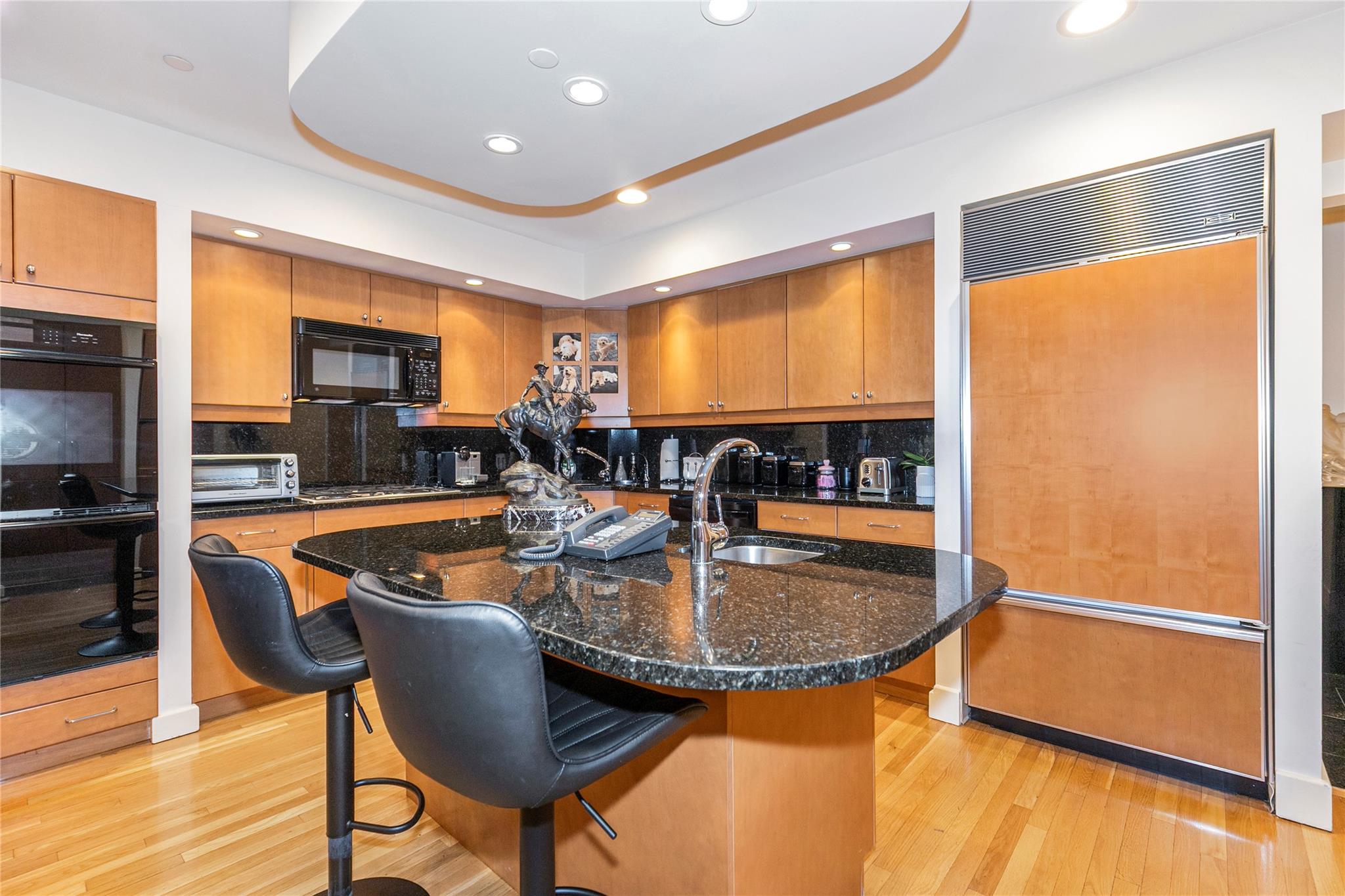 1 Portico Court # 200, Great Neck, NY 11021