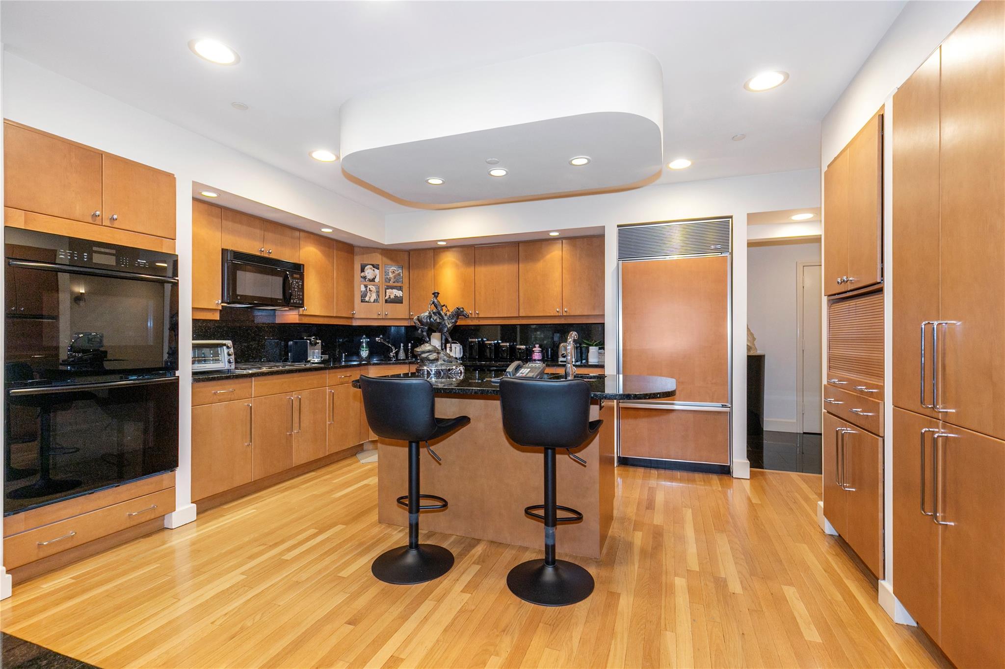 1 Portico Court # 200, Great Neck, NY 11021