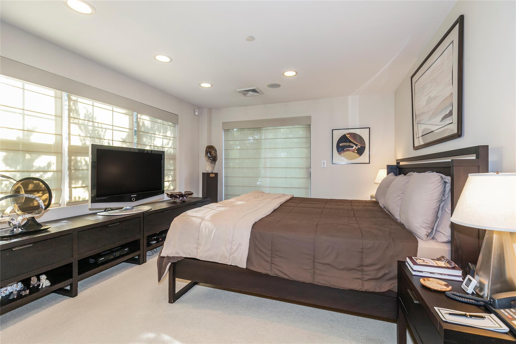 1 Portico Court # 200, Great Neck, NY 11021