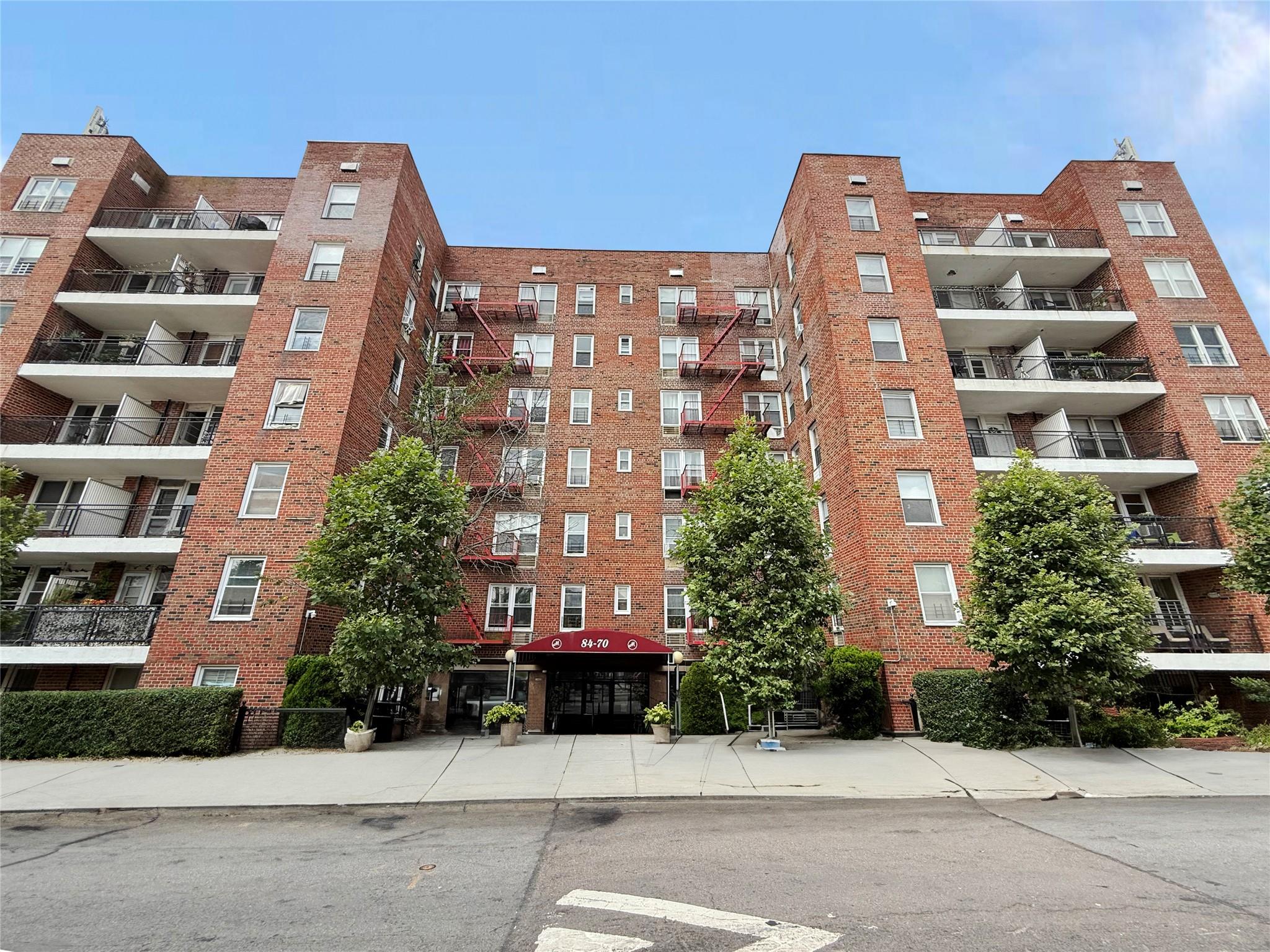 84-70 129 Street # 2J, Kew Gardens, NY 11415