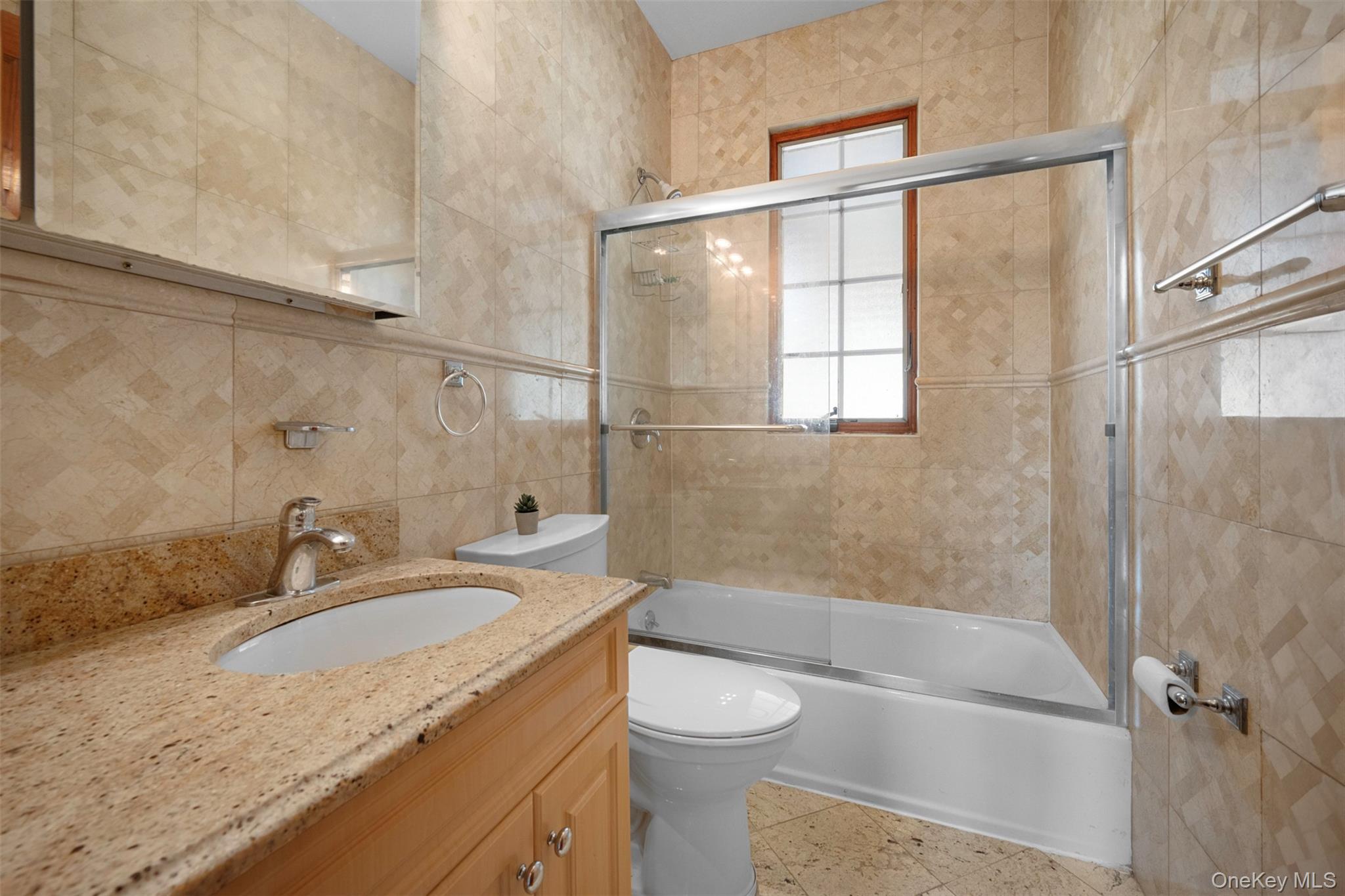 83-14 266th Street, Glen Oaks, NY 11004