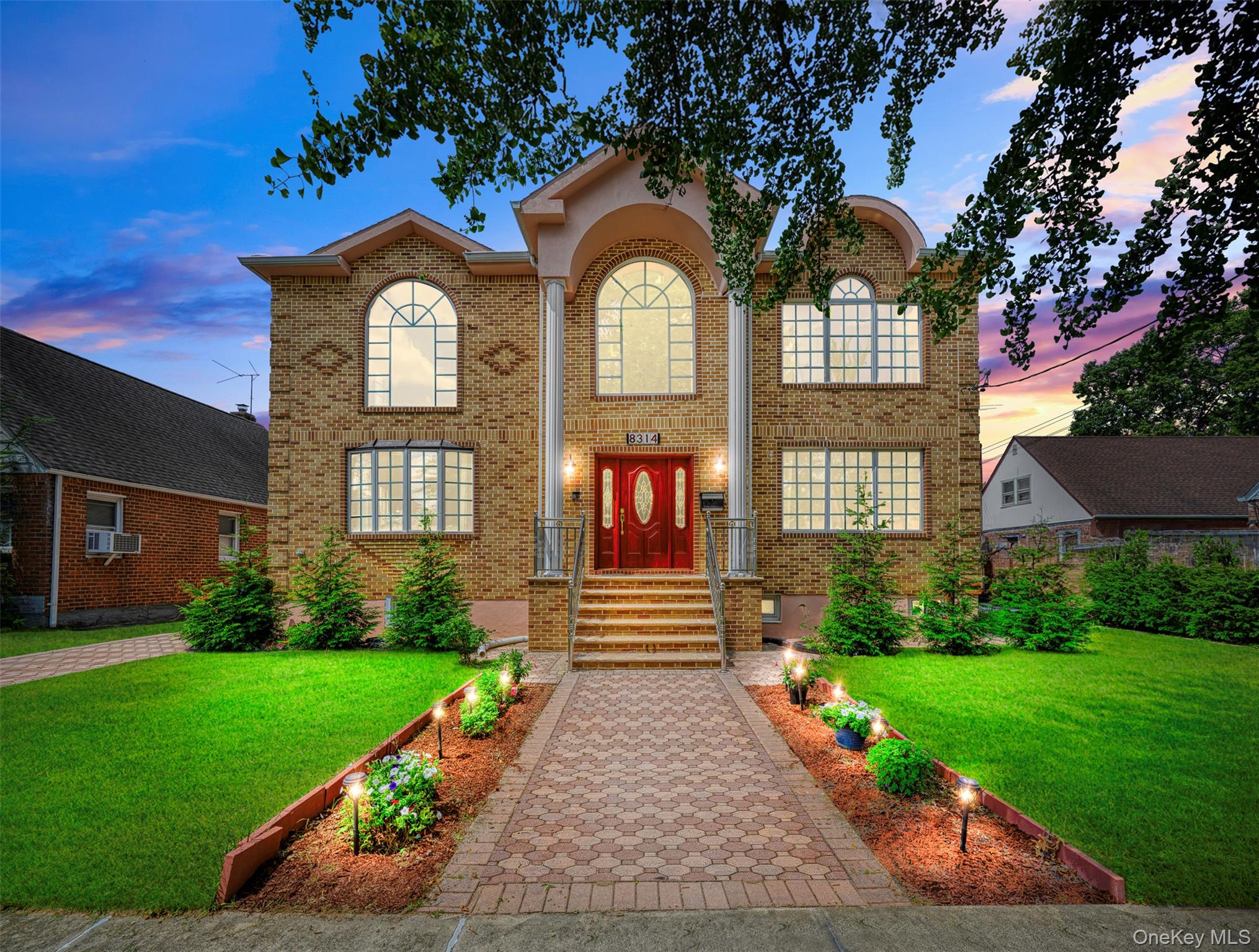 83-14 266th Street, Glen Oaks, NY 11004