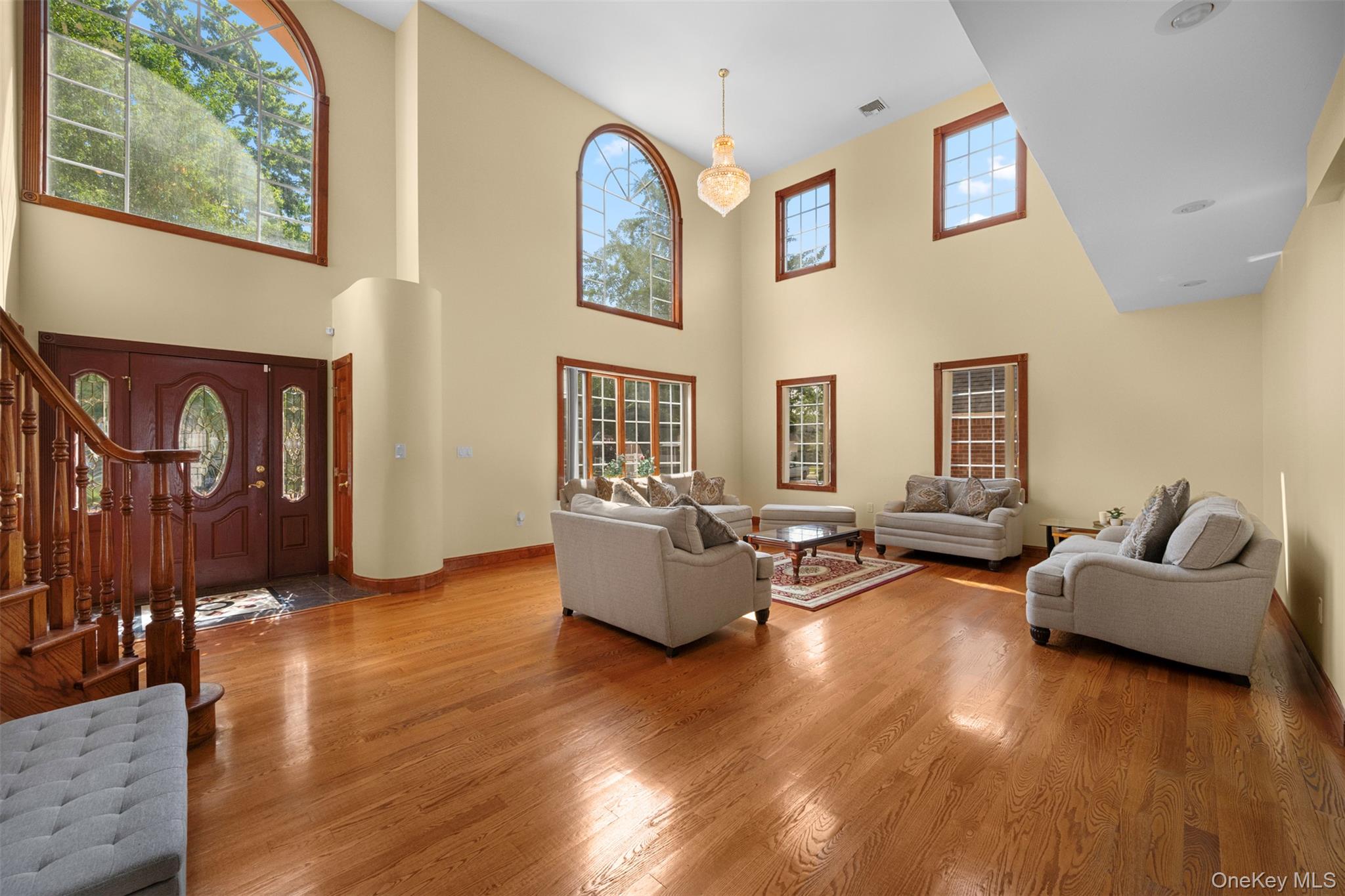 83-14 266th Street, Glen Oaks, NY 11004