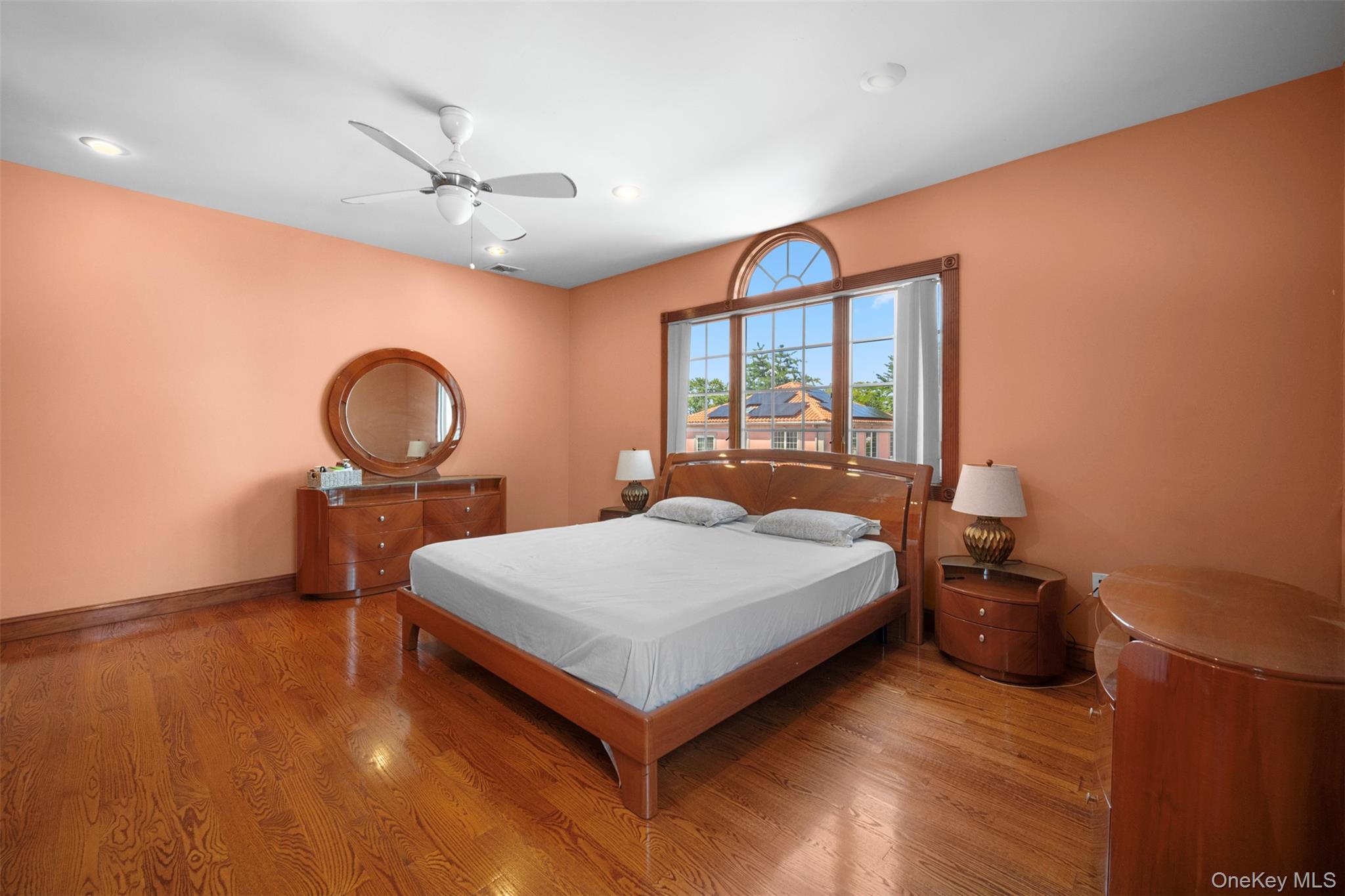 83-14 266th Street, Glen Oaks, NY 11004