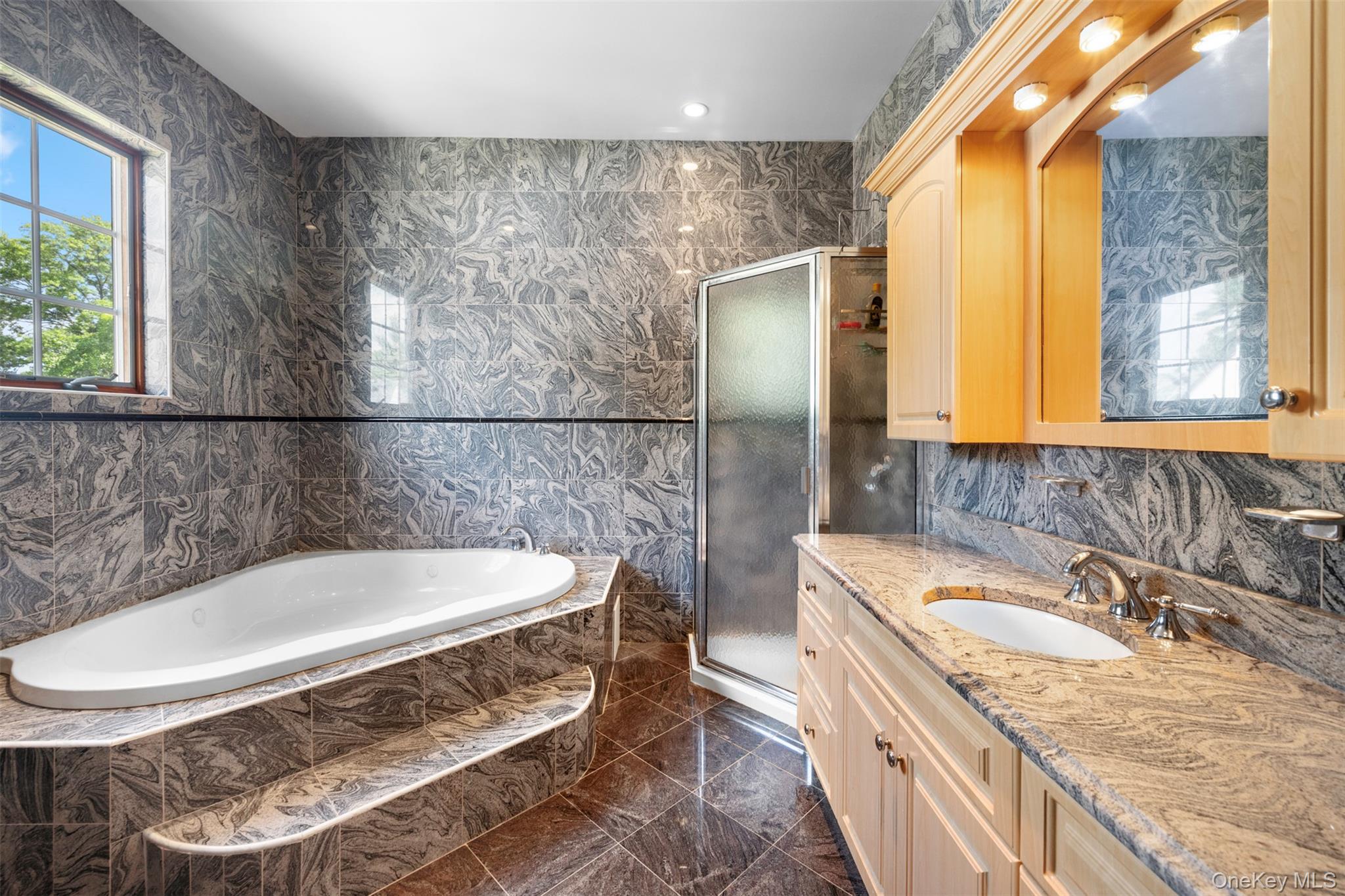 83-14 266th Street, Glen Oaks, NY 11004