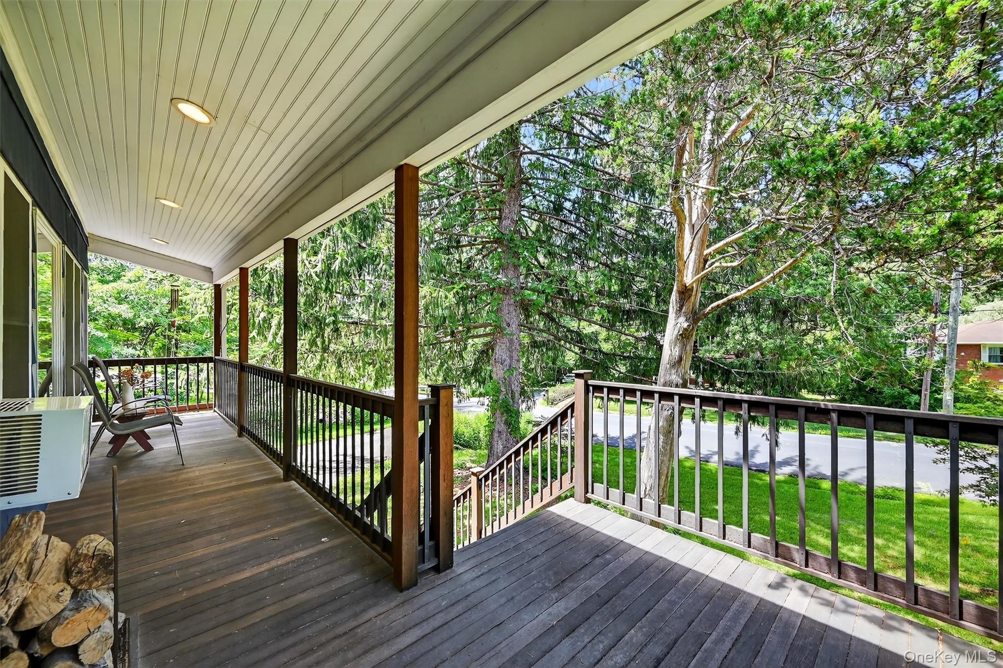 17 Merriewold Lane N, Monroe, NY 10950