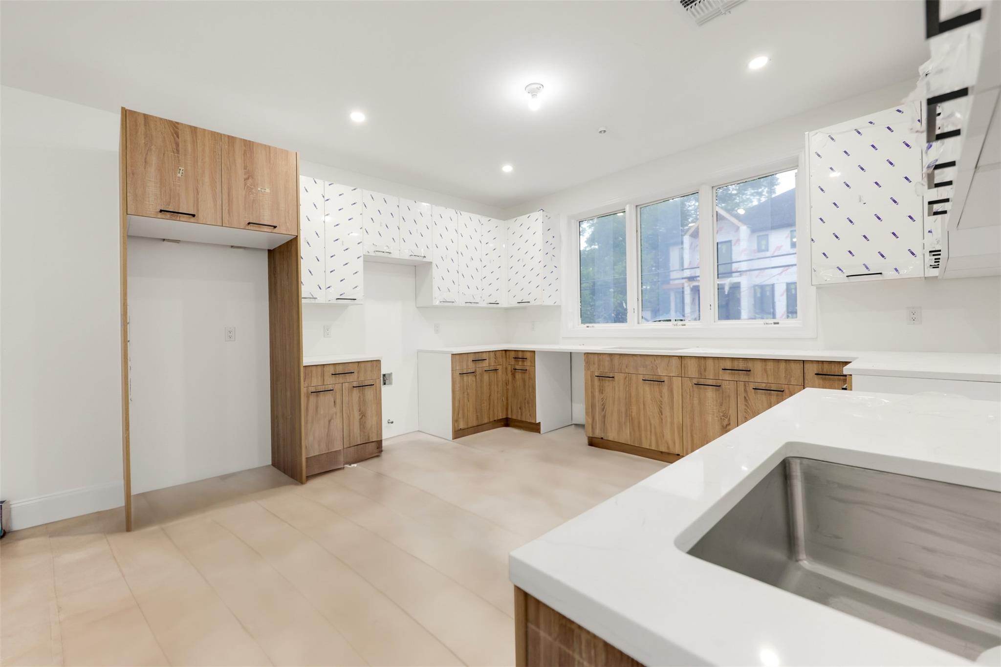 79 N Cole Avenue, Spring Valley, NY 10977