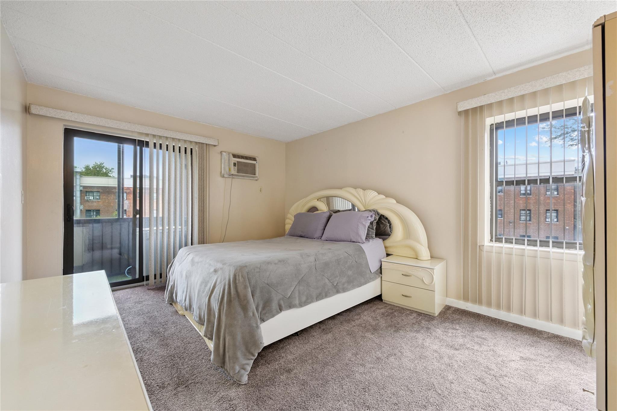 75-22 Parsons Boulevard # D2, Fresh Meadows, NY 11366