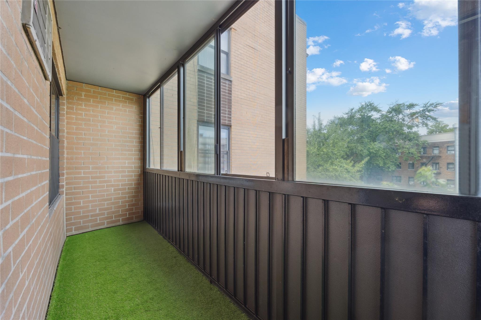 75-22 Parsons Boulevard # D2, Fresh Meadows, NY 11366