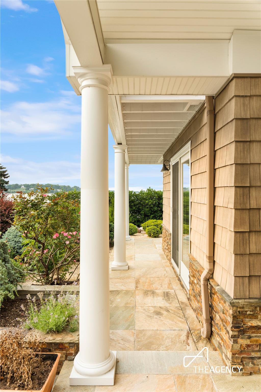 50 Ships Point Lane, Oyster Bay, NY 11771