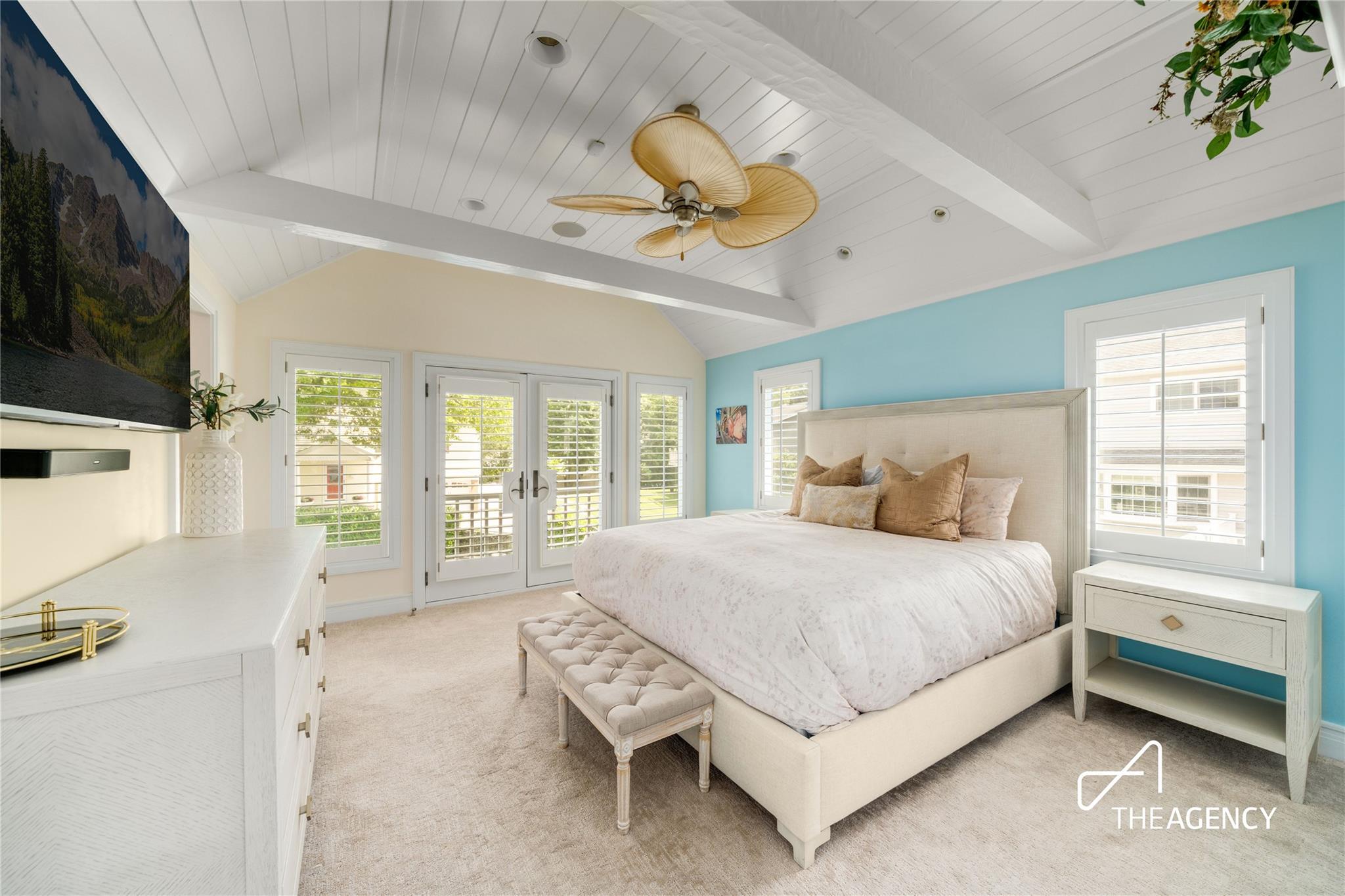 50 Ships Point Lane, Oyster Bay, NY 11771