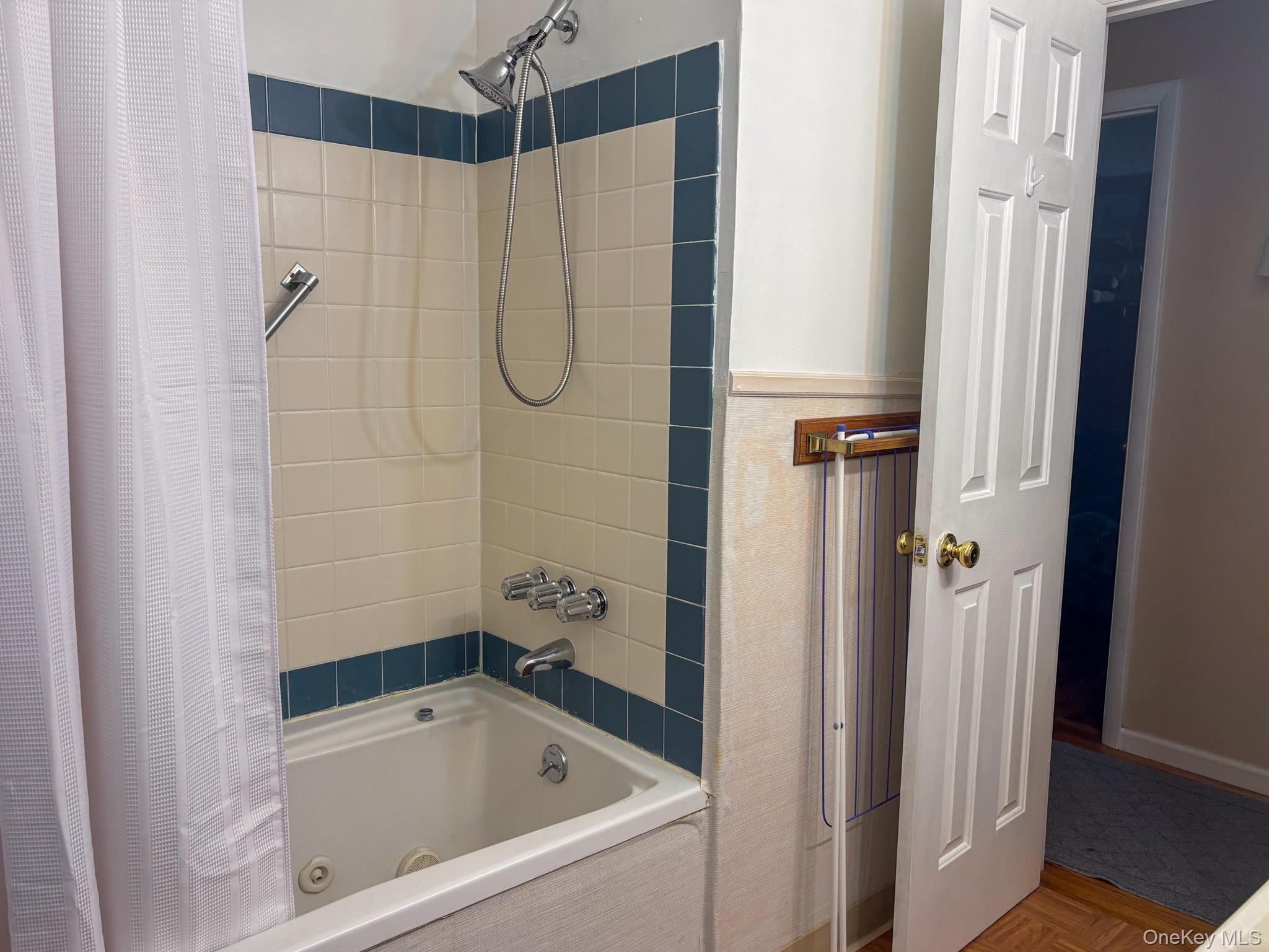 77 Duelk Avenue, Monroe, NY 10950