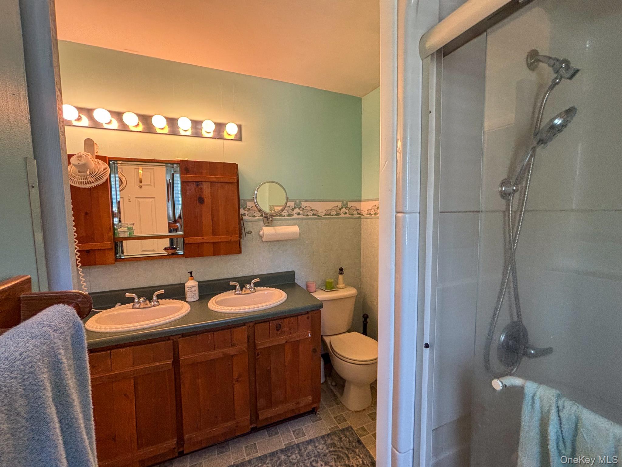 77 Duelk Avenue, Monroe, NY 10950