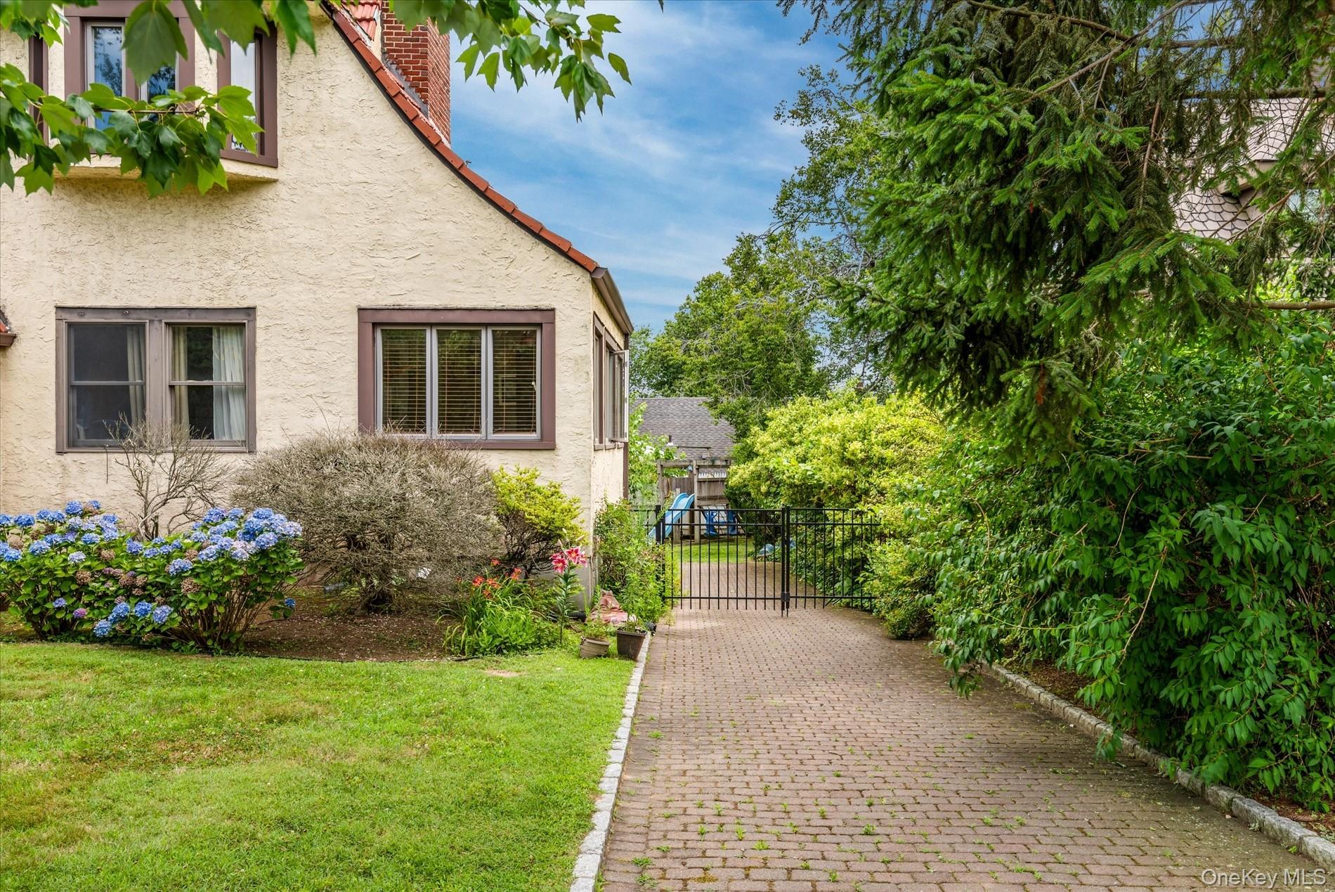 118 Carver Terrace, Yonkers, NY 10710