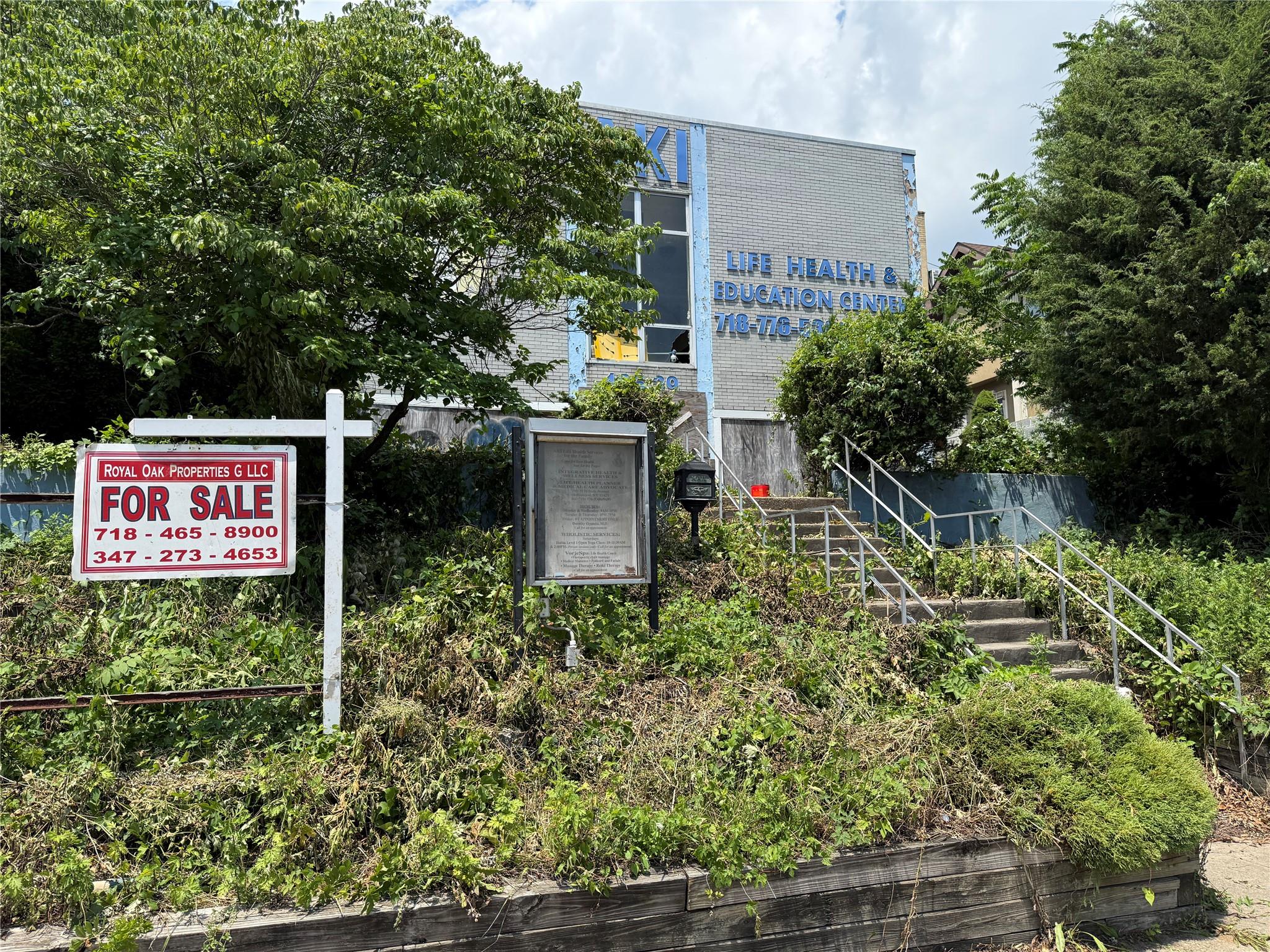 195-39 HILLSIDE AVENUE, Holliswood, NY 11423