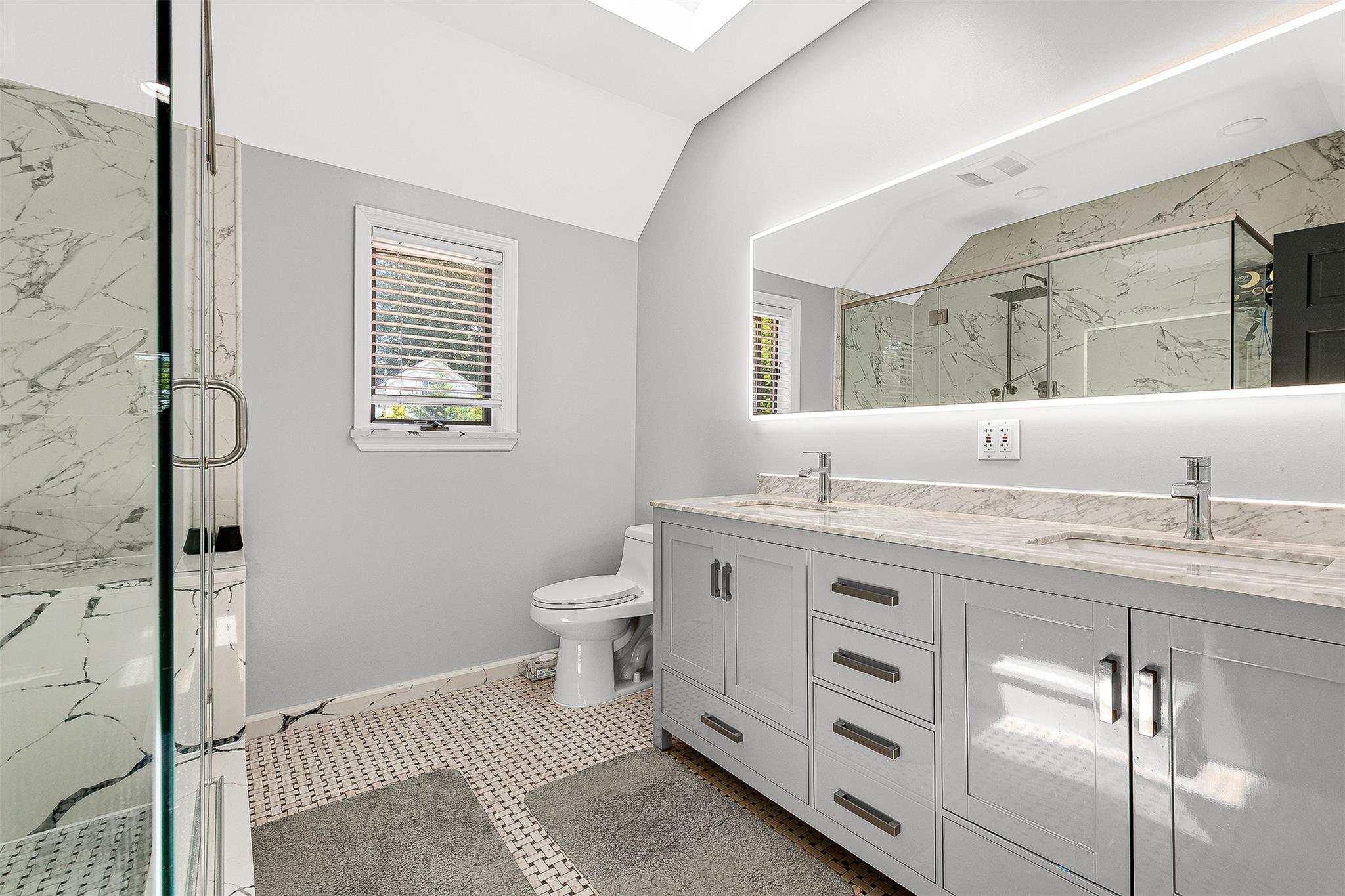 3 Grant Avenue, Albertson, NY 11507