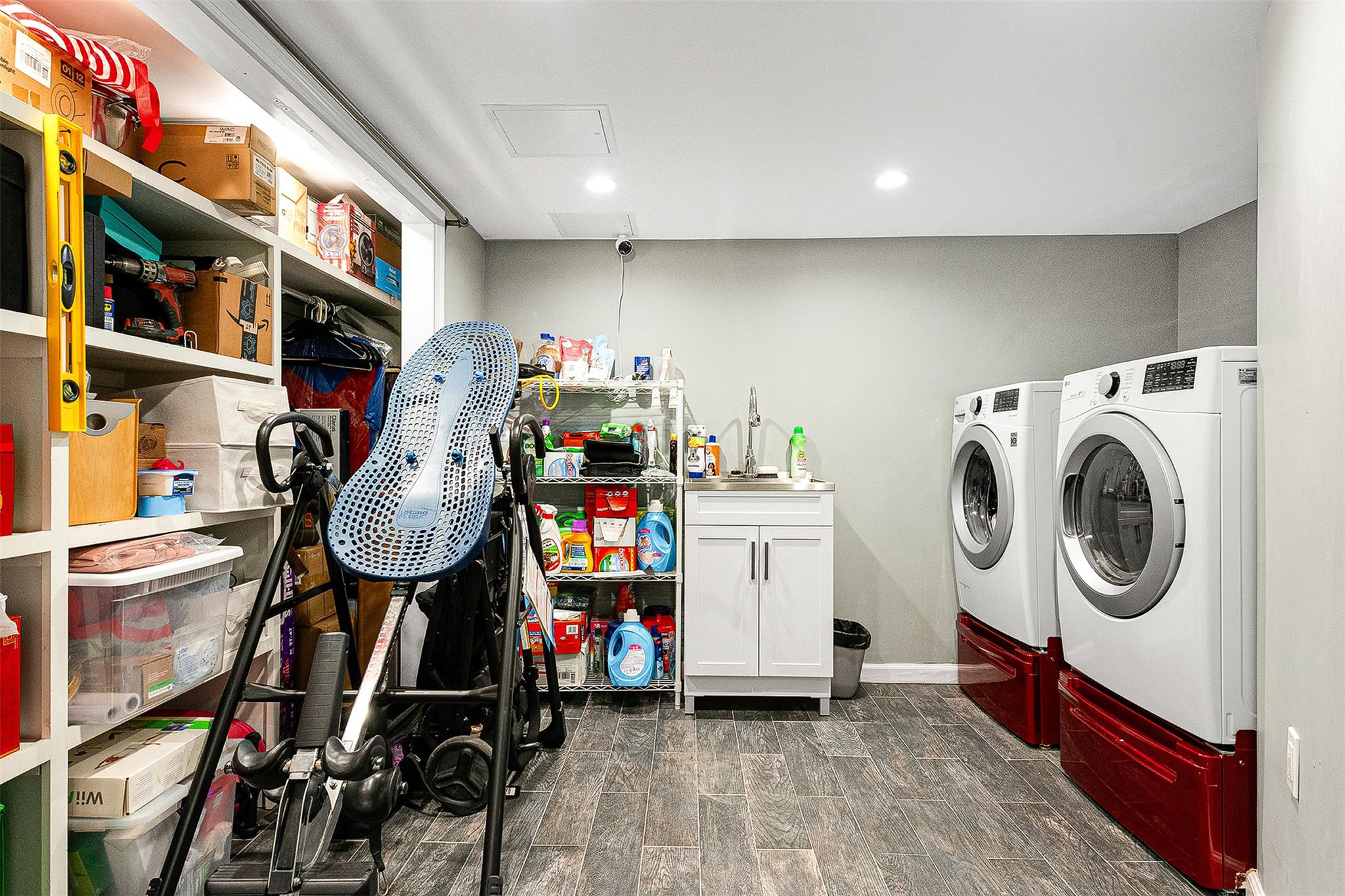 3 Grant Avenue, Albertson, NY 11507