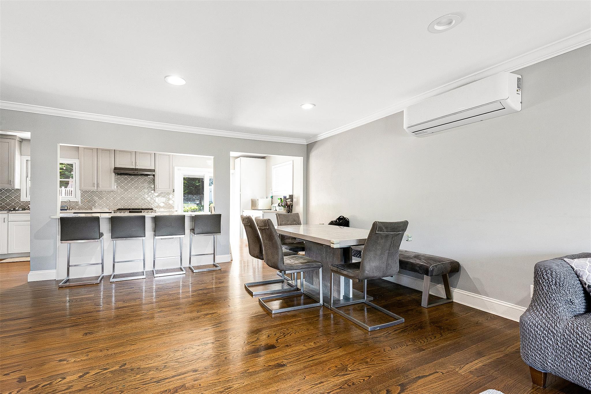 3 Grant Avenue, Albertson, NY 11507