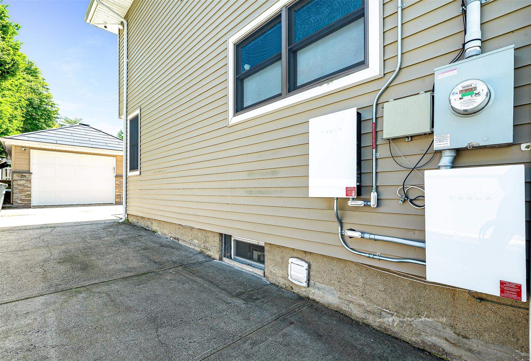 3 Grant Avenue, Albertson, NY 11507