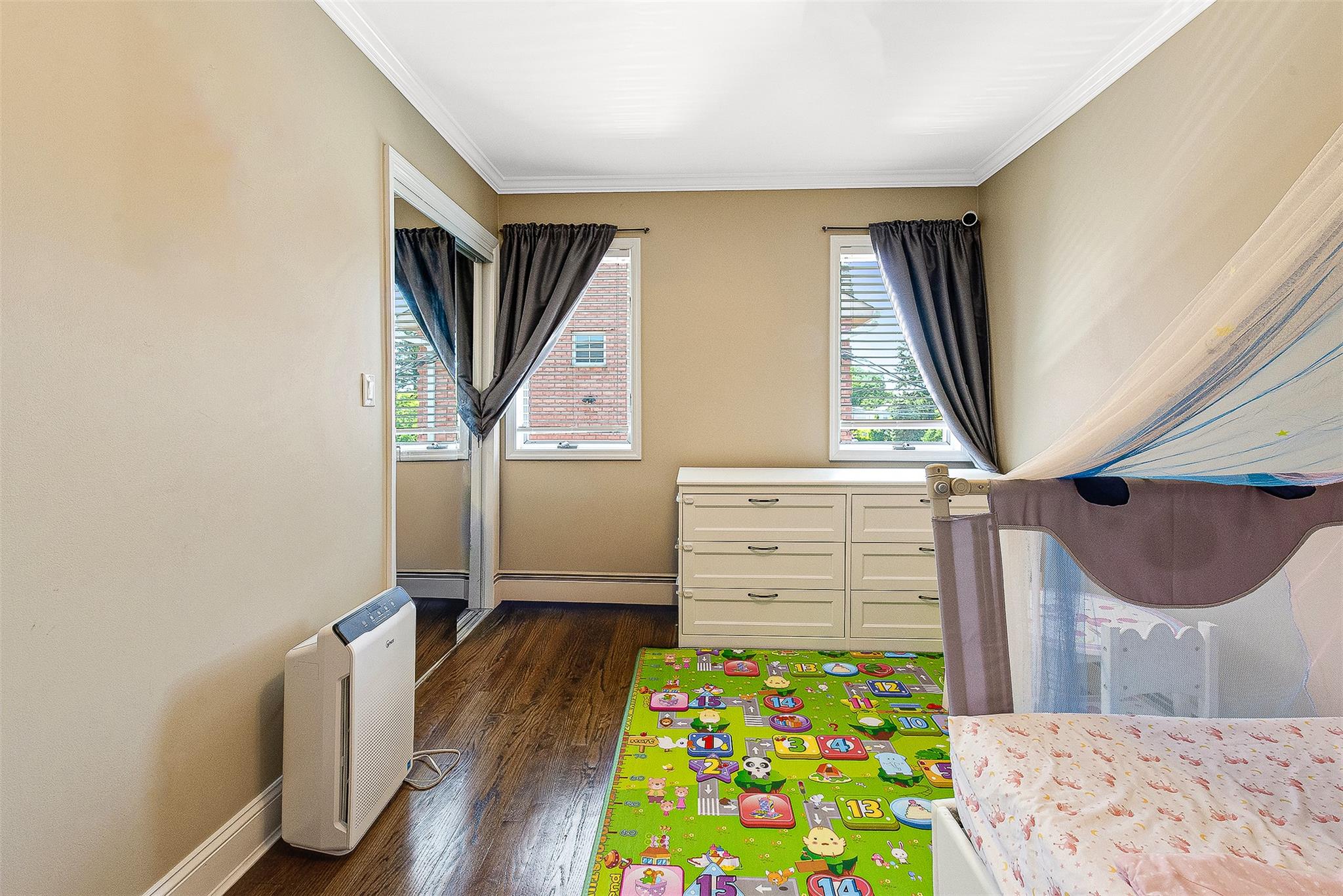 3 Grant Avenue, Albertson, NY 11507