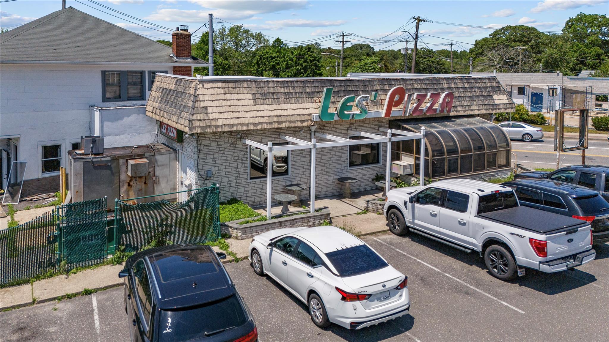 15 S Country Road, East Patchogue, NY 11772