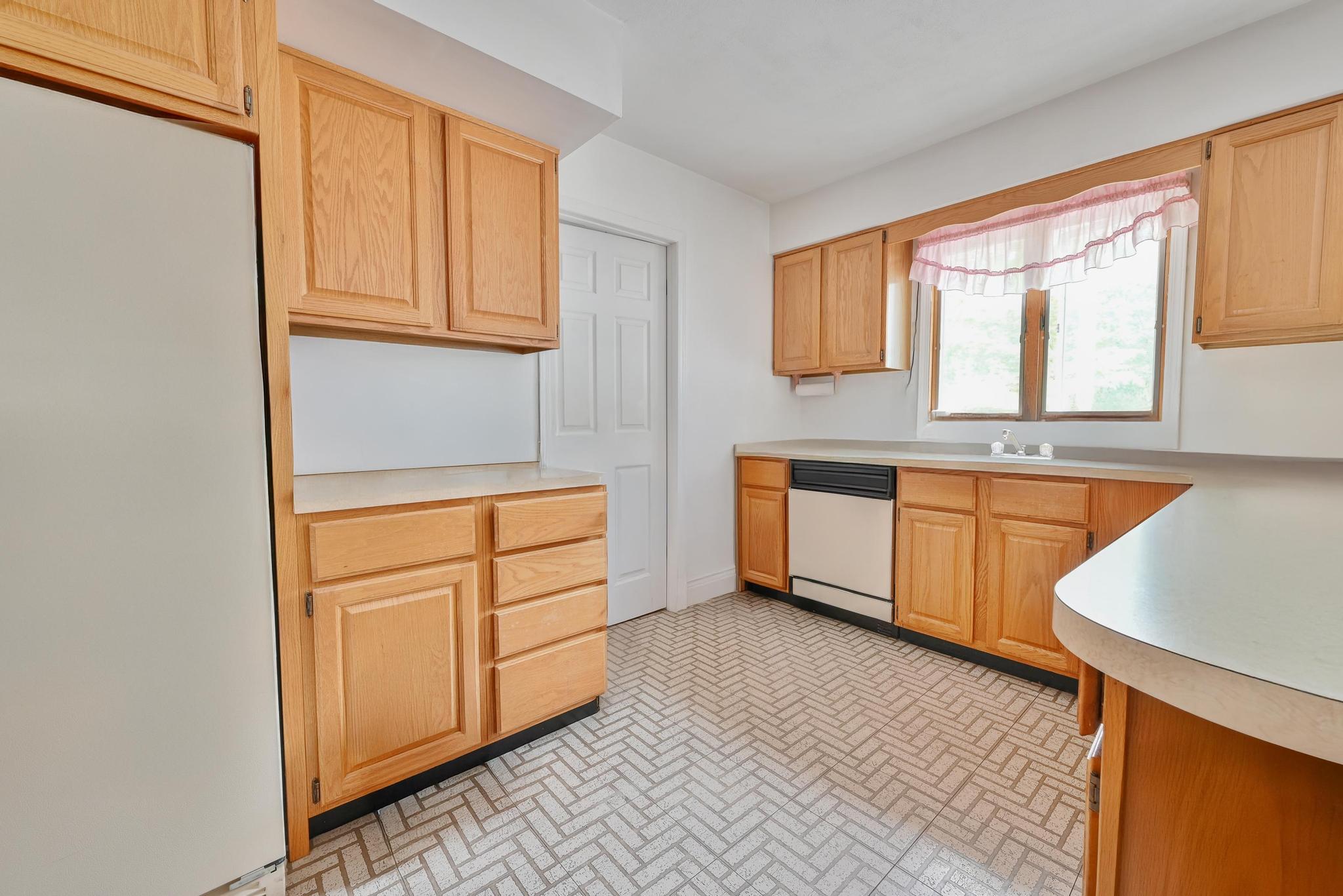 30 Ashford Drive, Bohemia, NY 11716