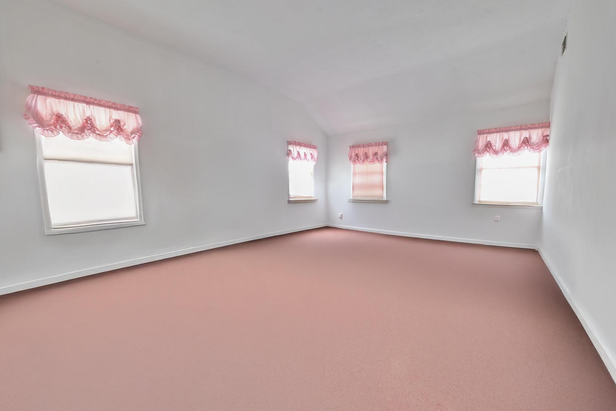 30 Ashford Drive, Bohemia, NY 11716